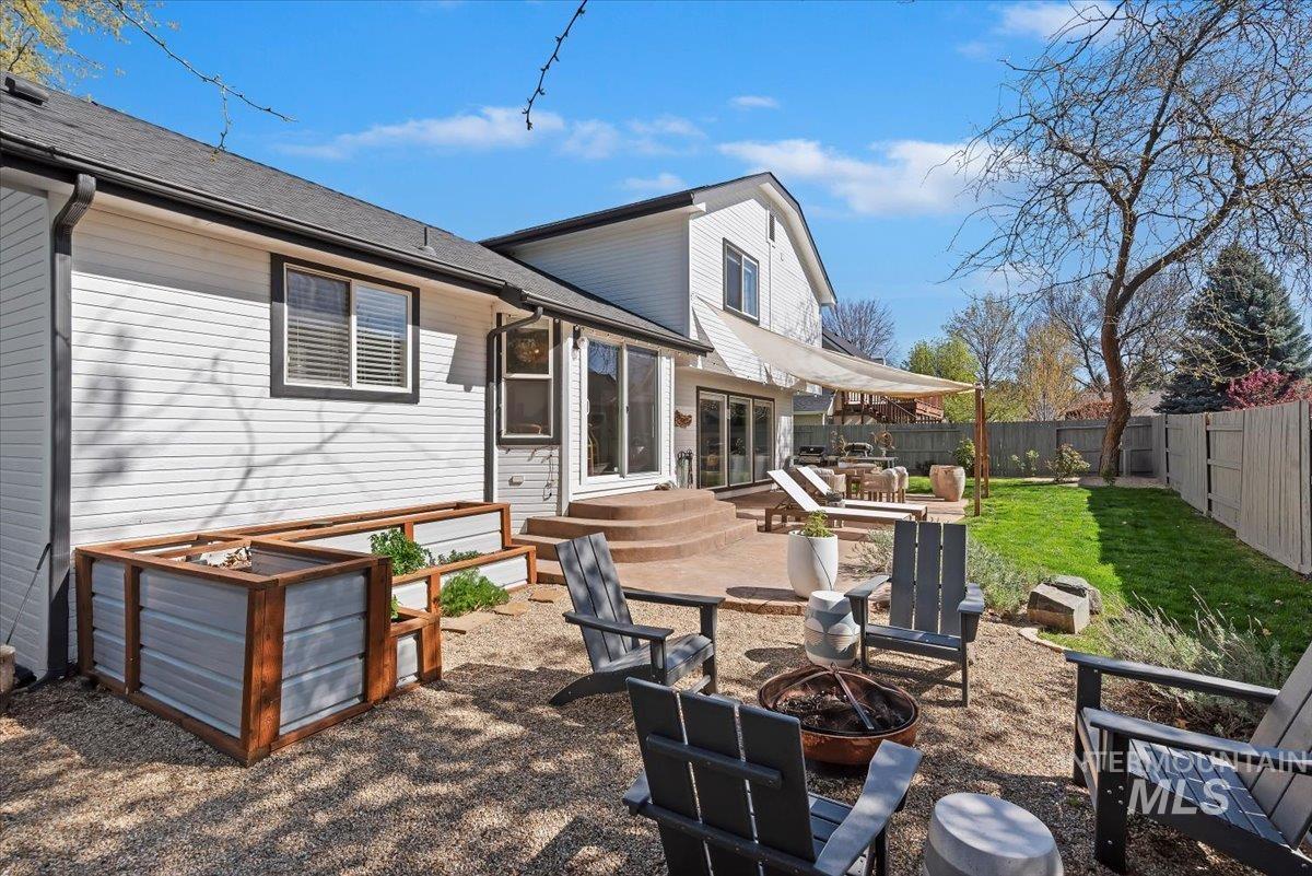 1917 E Shalimar Dr, Eagle, Idaho 83616-4071, 4 Bedrooms, 2.5 Bathrooms, Residential For Sale, Price $710,000, 98981036