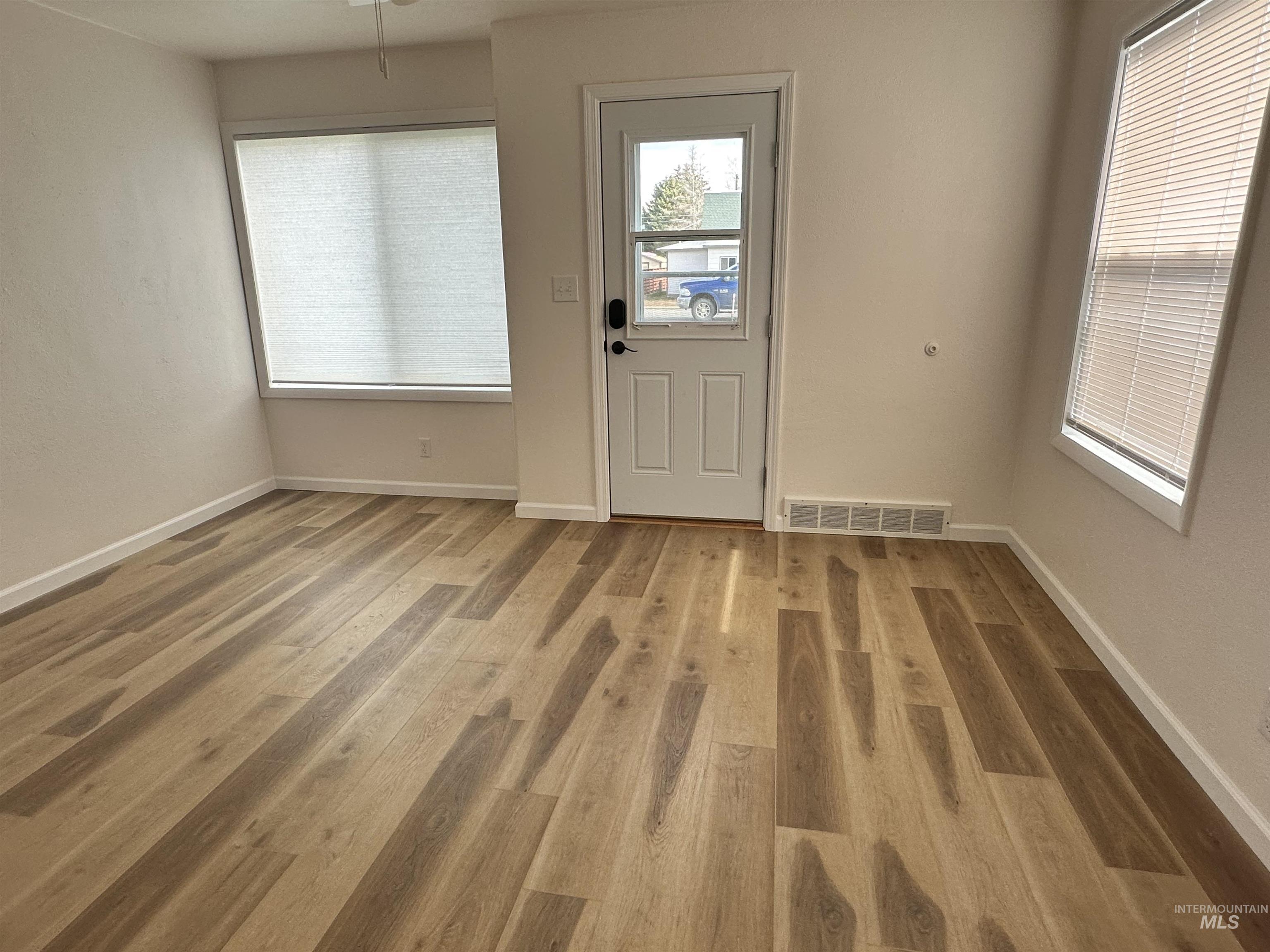 217 & 219 Oregon St, Gooding, Idaho 83330, 2 Bedrooms, 1 Bathroom, Residential Income For Sale, Price $325,000, 98981038