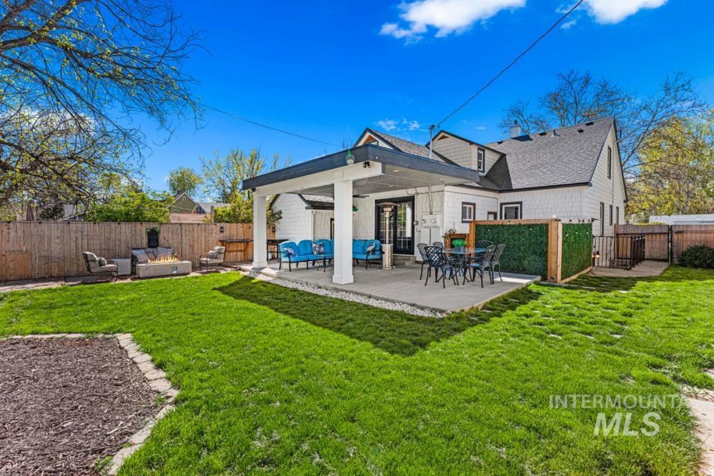 302 S Peasley St, Boise, Idaho 83705, 4 Bedrooms, 3 Bathrooms, Residential For Sale, Price $550,000, 98981040