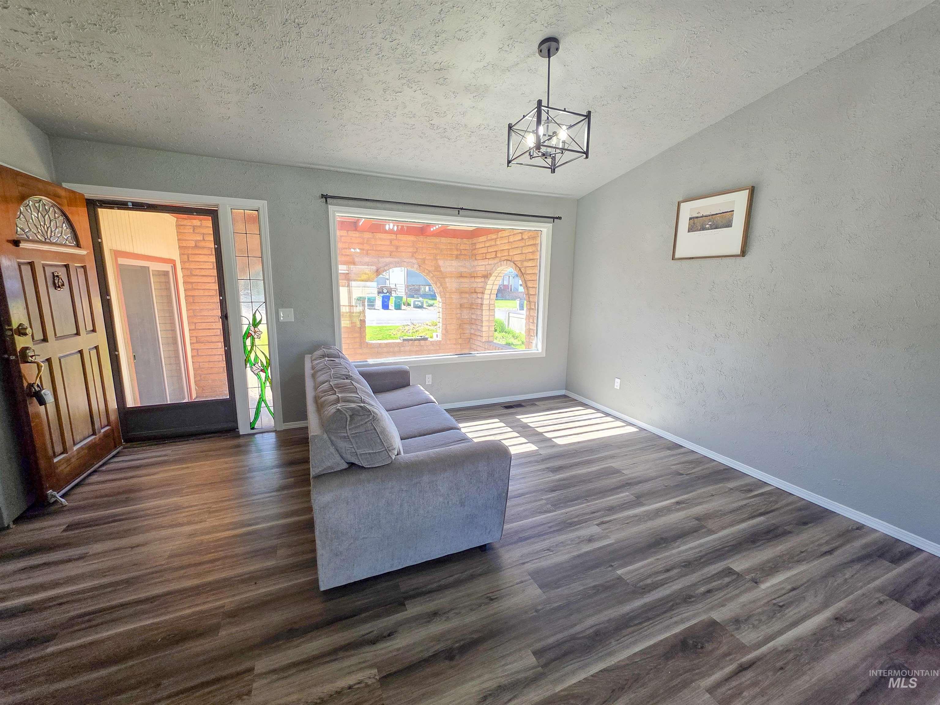 2019 Birch Ave, Lewiston, Idaho 83501, 3 Bedrooms, 2.5 Bathrooms, Residential For Sale, Price $429,999, 98981043