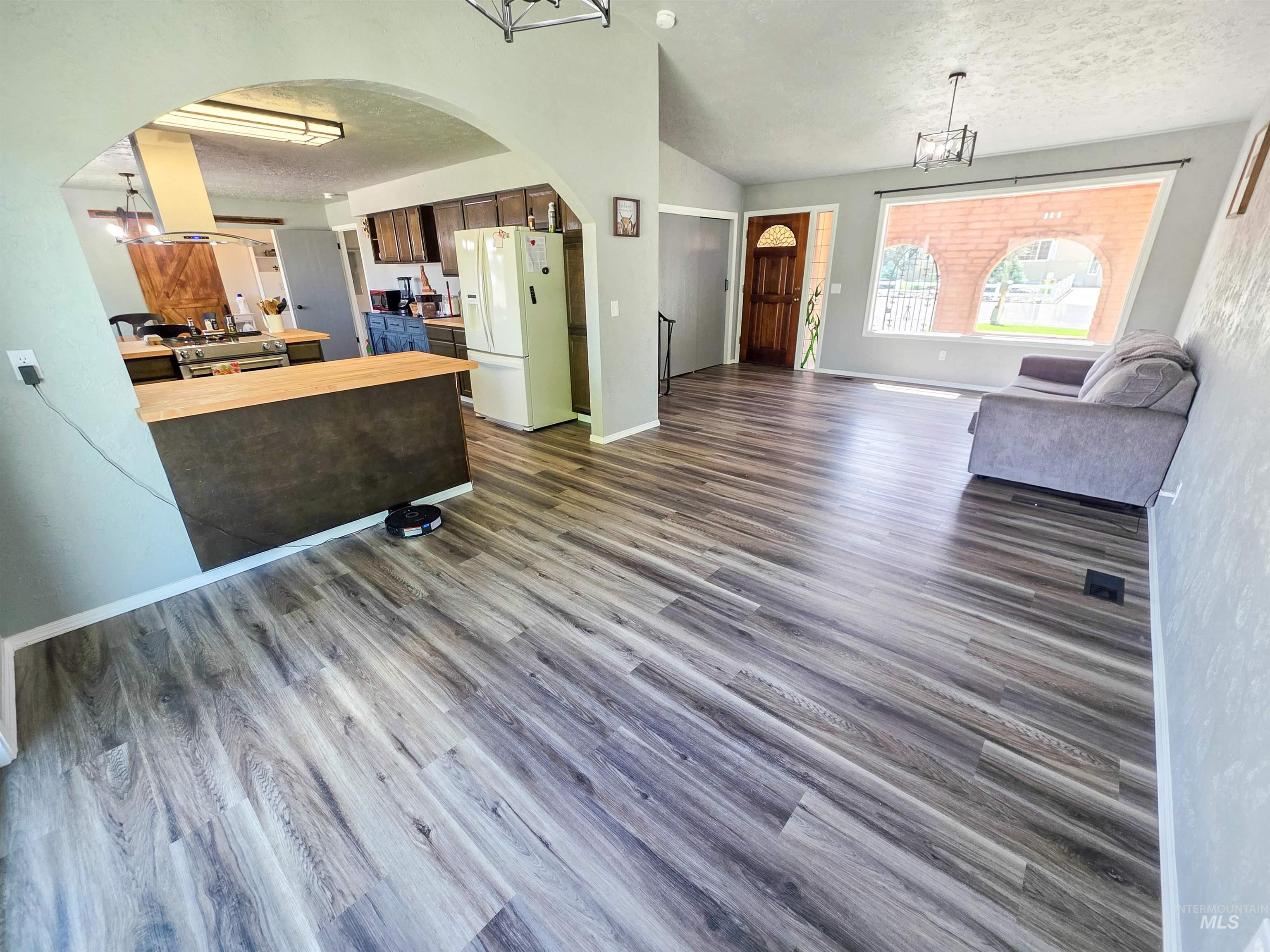 2019 Birch Ave, Lewiston, Idaho 83501, 3 Bedrooms, 2.5 Bathrooms, Residential For Sale, Price $422,500, 98981043