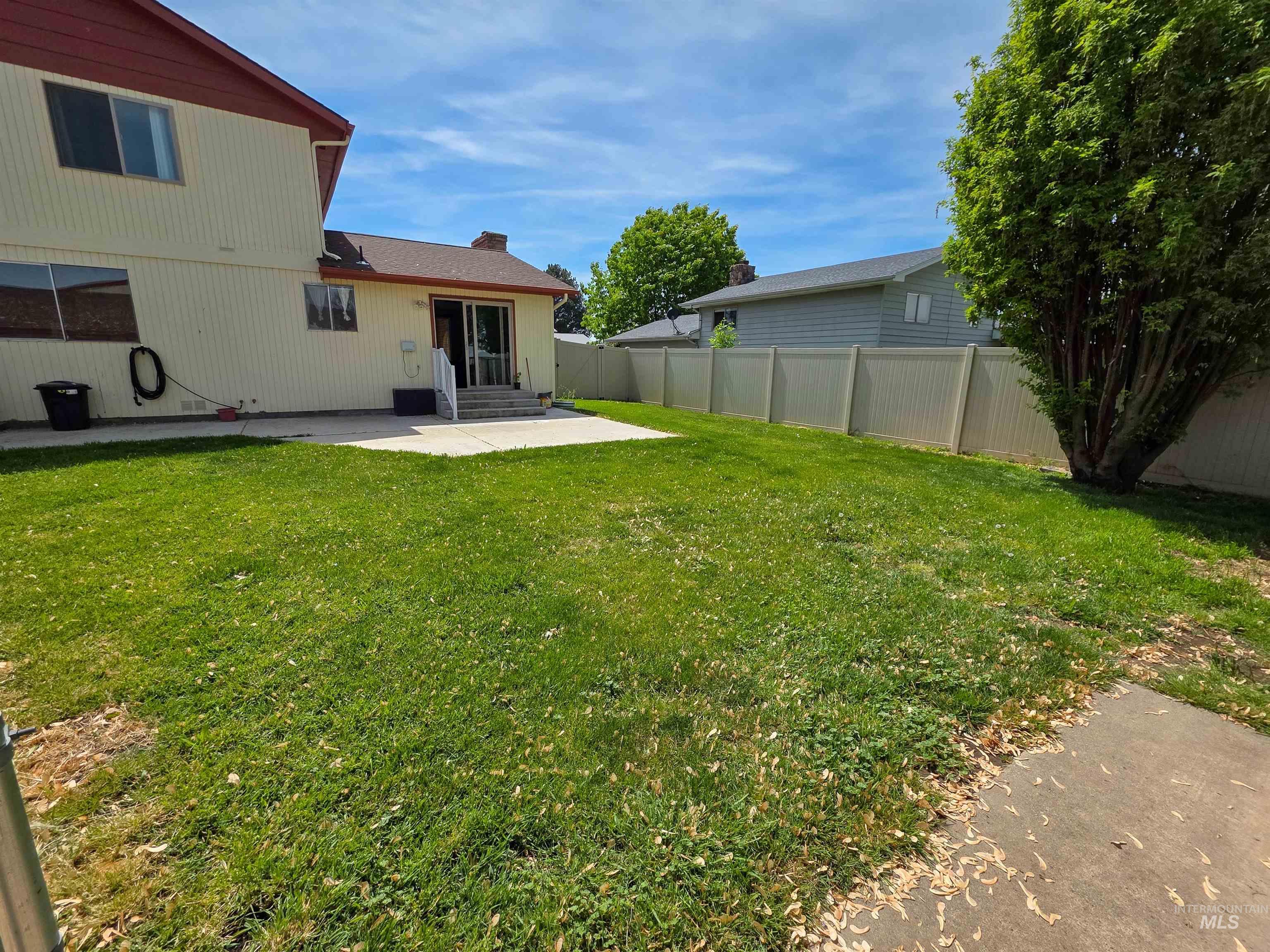 2019 Birch Ave, Lewiston, Idaho 83501, 3 Bedrooms, 2.5 Bathrooms, Residential For Sale, Price $422,500, 98981043