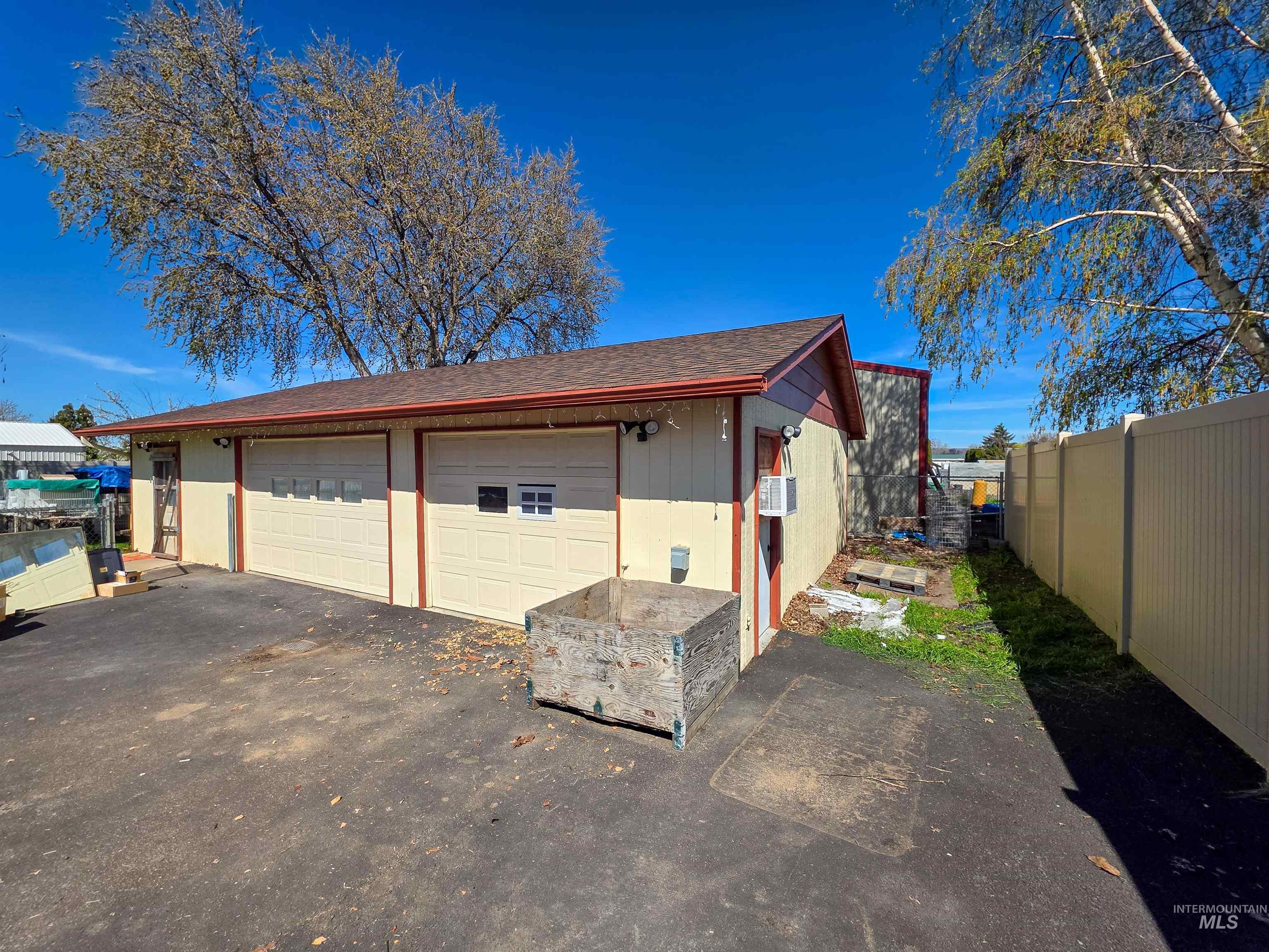 2019 Birch Ave, Lewiston, Idaho 83501, 3 Bedrooms, 2.5 Bathrooms, Residential For Sale, Price $429,999, 98981043