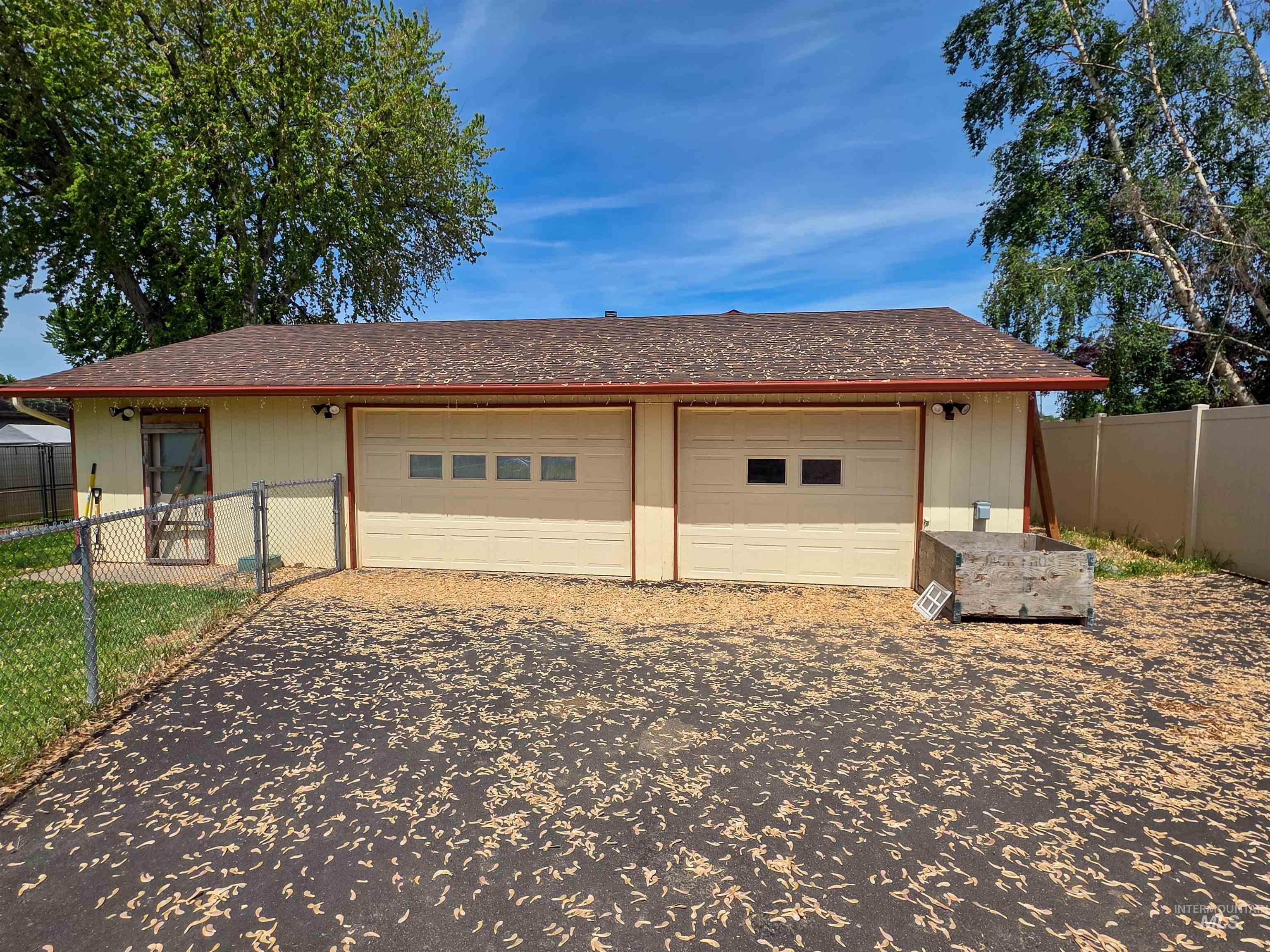 2019 Birch Ave, Lewiston, Idaho 83501, 3 Bedrooms, 2.5 Bathrooms, Residential For Sale, Price $422,500, 98981043
