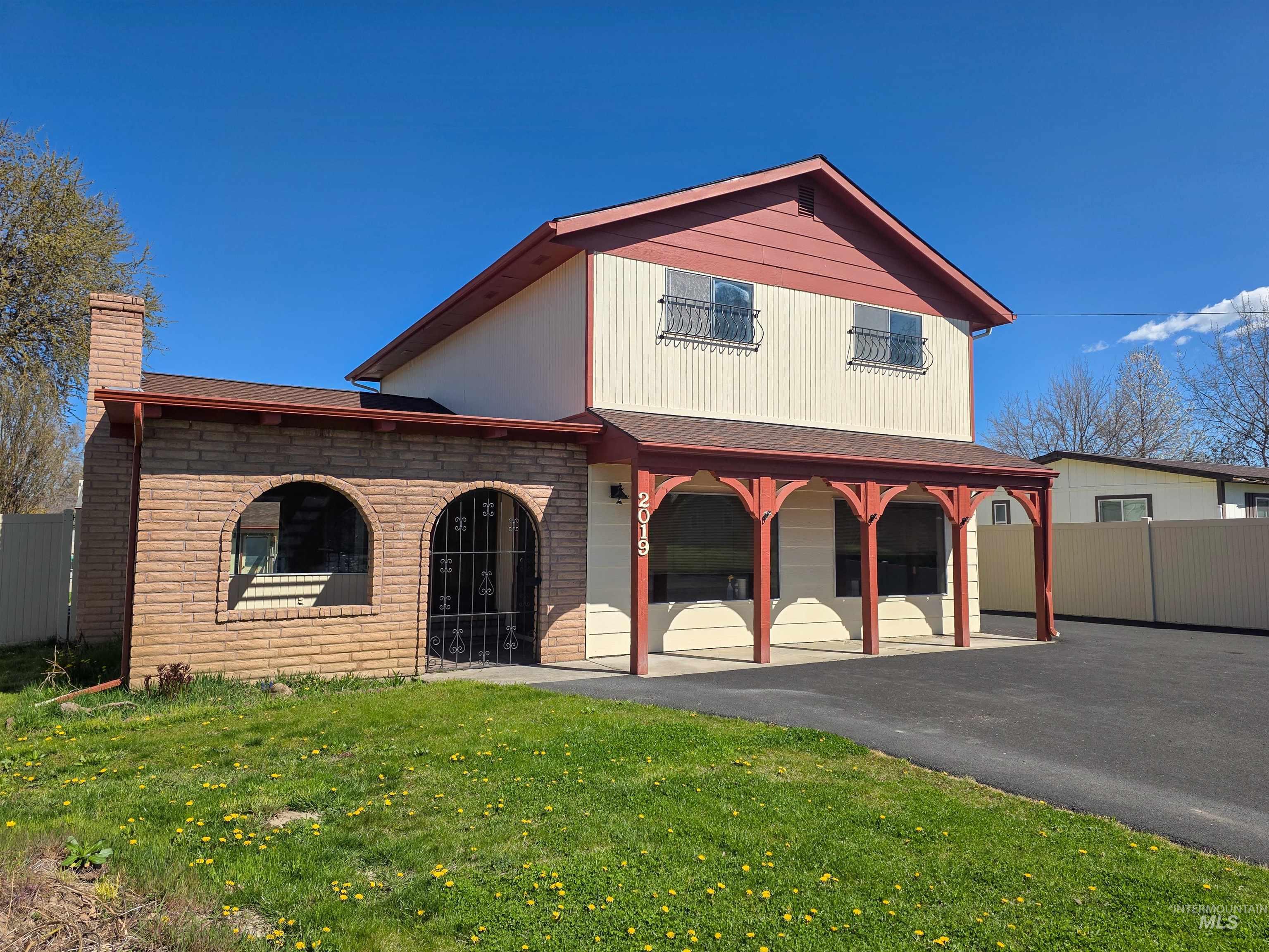 2019 Birch Ave, Lewiston, Idaho 83501, 3 Bedrooms, 2.5 Bathrooms, Residential For Sale, Price $429,999, 98981043