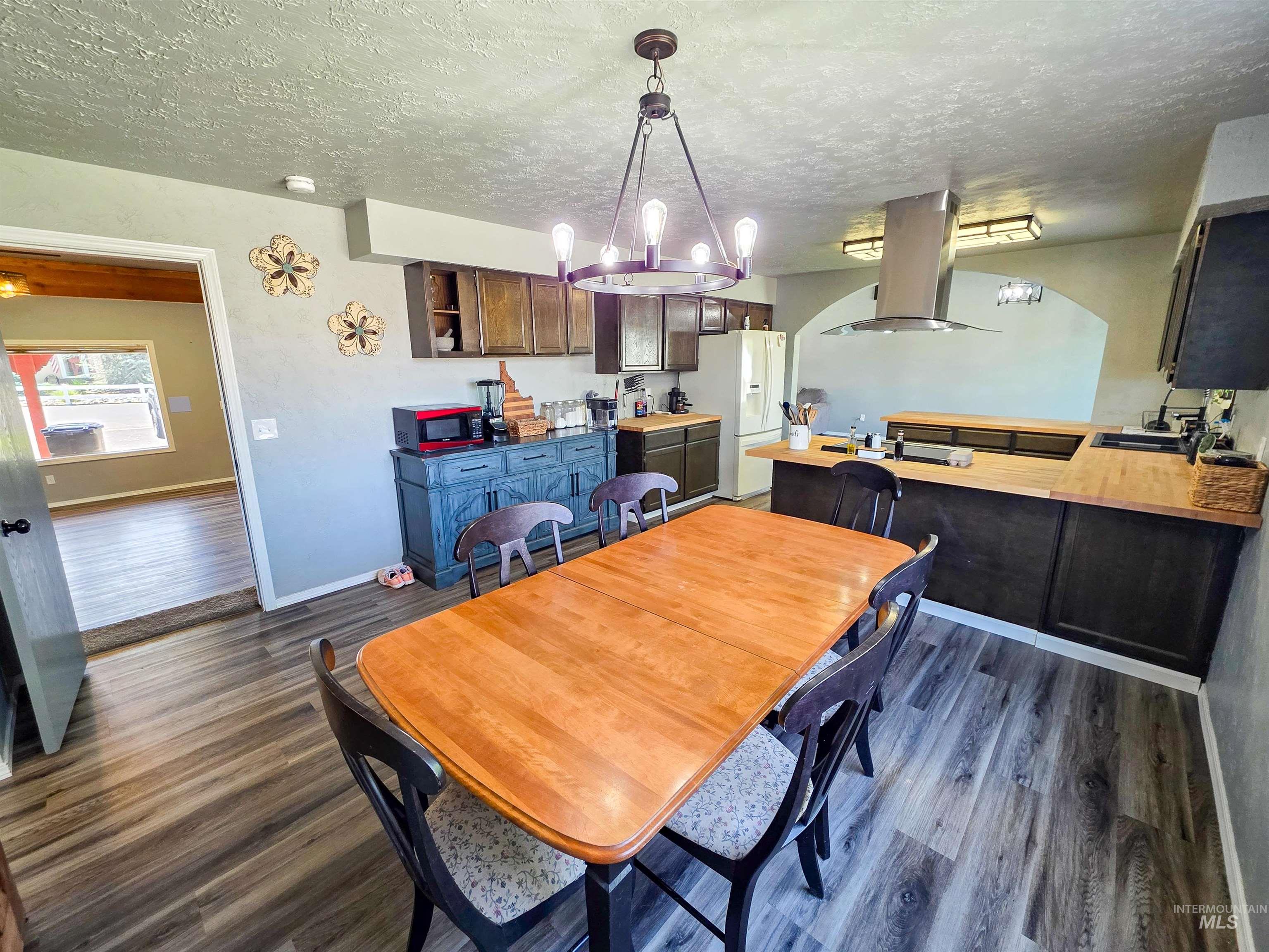 2019 Birch Ave, Lewiston, Idaho 83501, 3 Bedrooms, 2.5 Bathrooms, Residential For Sale, Price $422,500, 98981043