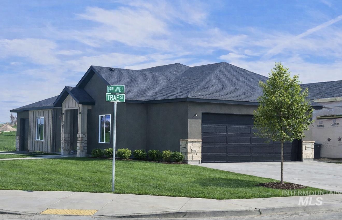 1331 E 19th Ave., Jerome, Idaho 83338, 4 Bedrooms, 2 Bathrooms, Residential For Sale, Price $439,000, 98981044