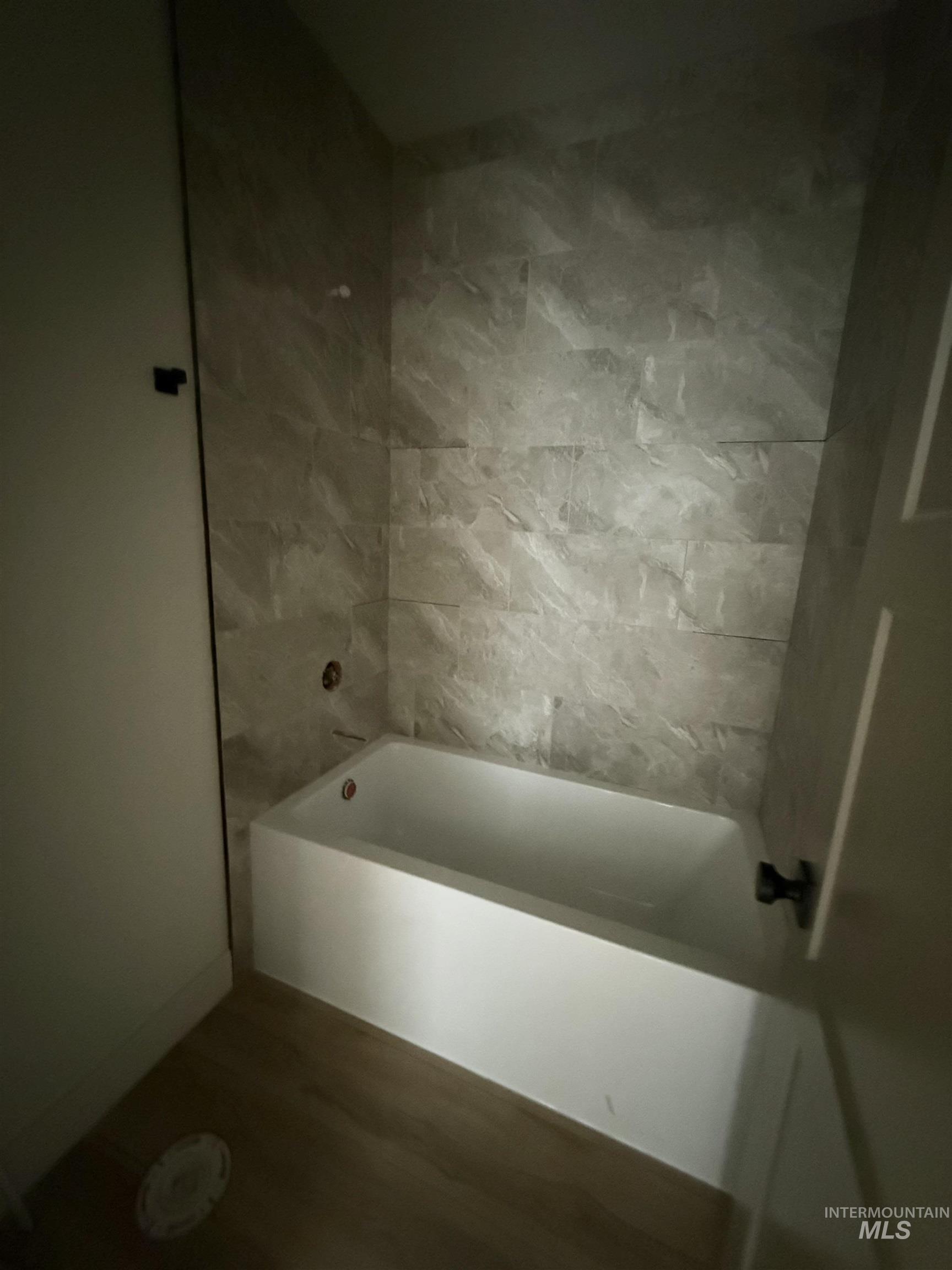 1331 E 19th Ave., Jerome, Idaho 83338, 4 Bedrooms, 2 Bathrooms, Residential For Sale, Price $439,000, 98981044