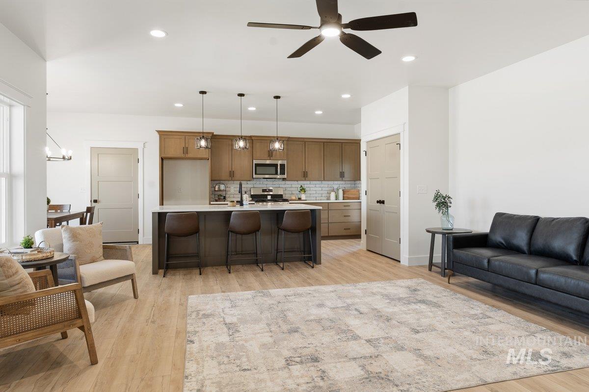 1331 E 19th Ave., Jerome, Idaho 83338, 4 Bedrooms, 2 Bathrooms, Residential For Sale, Price $429,900, 98981044