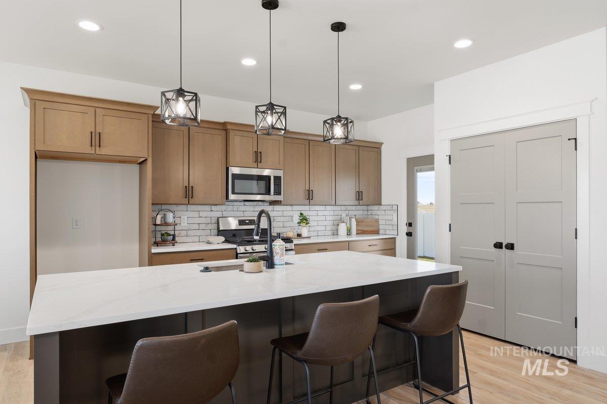 1331 E 19th Ave., Jerome, Idaho 83338, 4 Bedrooms, 2 Bathrooms, Residential For Sale, Price $439,000, 98981044