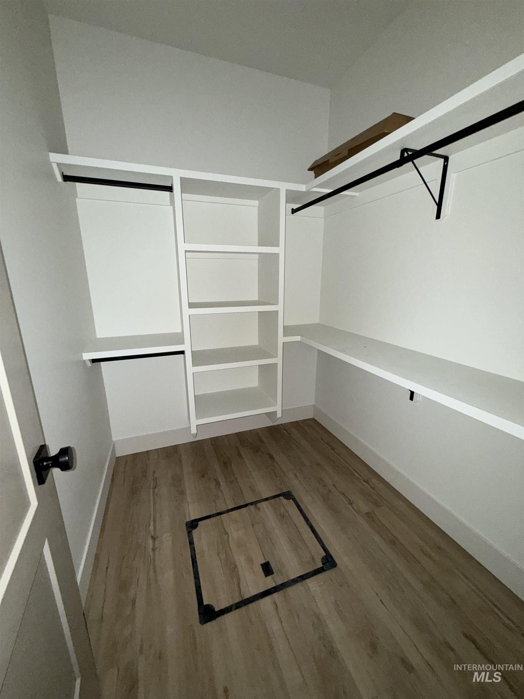 1331 E 19th Ave., Jerome, Idaho 83338, 4 Bedrooms, 2 Bathrooms, Residential For Sale, Price $439,000, 98981044