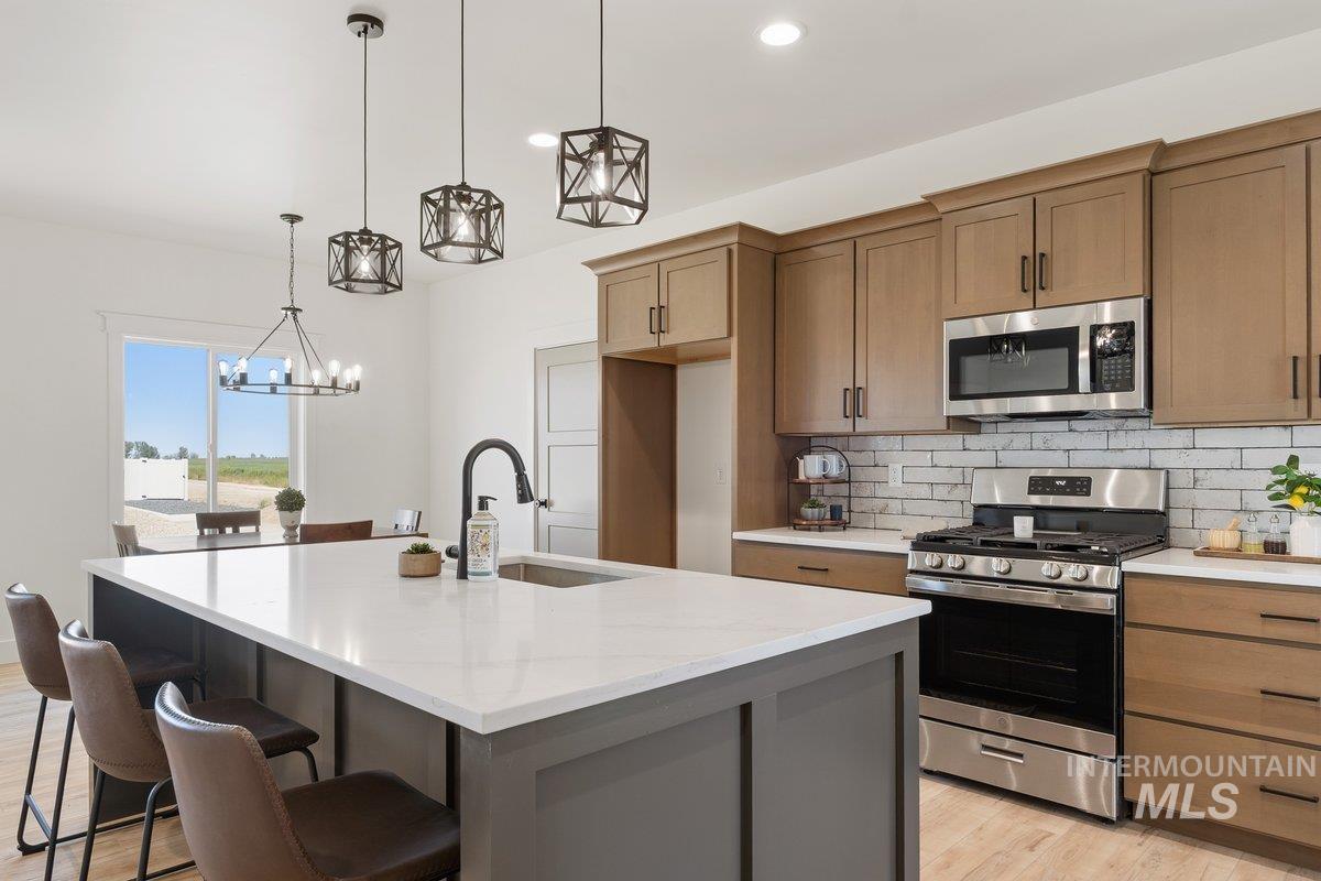 1331 E 19th Ave., Jerome, Idaho 83338, 4 Bedrooms, 2 Bathrooms, Residential For Sale, Price $439,000, 98981044