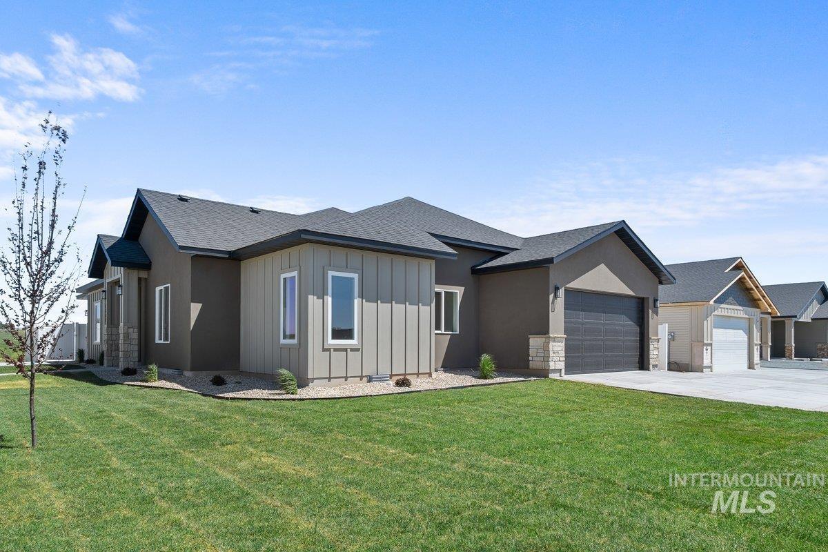 1331 E 19th Ave., Jerome, Idaho 83338, 4 Bedrooms, 2 Bathrooms, Residential For Sale, Price $439,000, 98981044