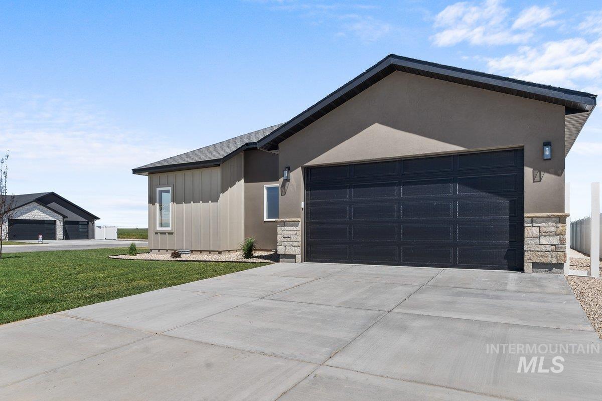 1331 E 19th Ave., Jerome, Idaho 83338, 4 Bedrooms, 2 Bathrooms, Residential For Sale, Price $429,900, 98981044