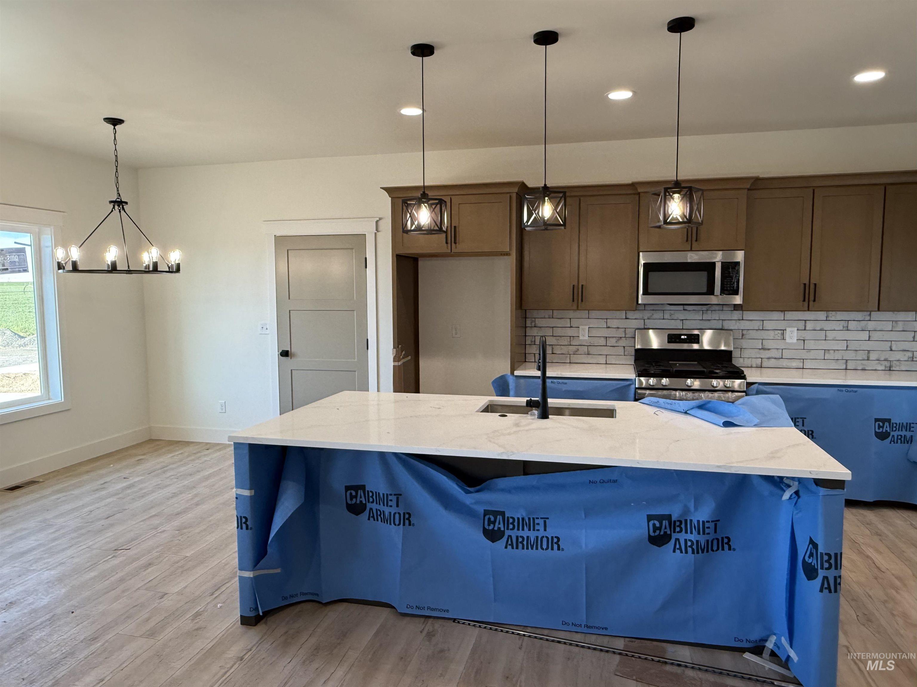 1331 E 19th Ave., Jerome, Idaho 83338, 4 Bedrooms, 2 Bathrooms, Residential For Sale, Price $439,000,MLS 98981044
