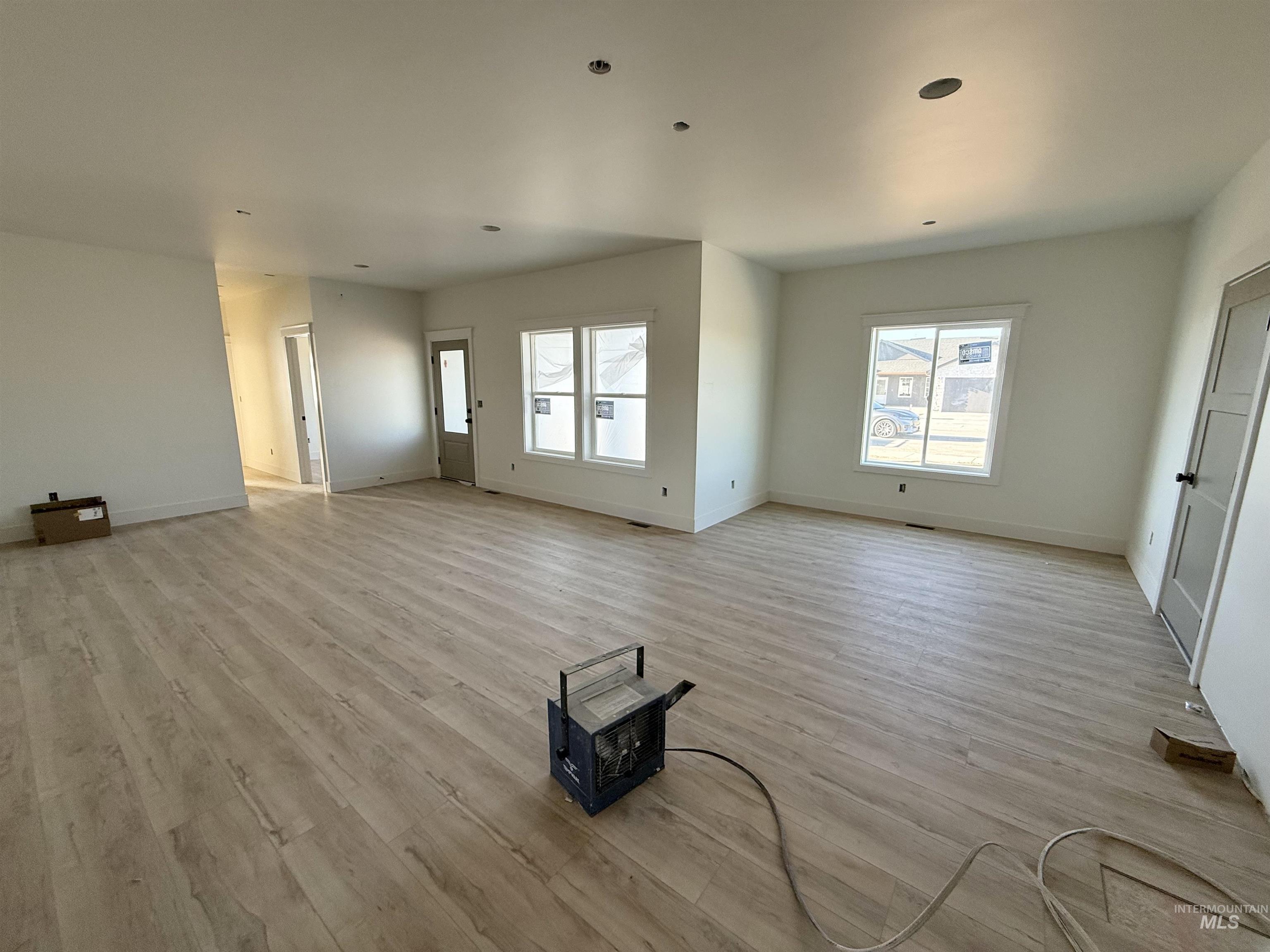 1331 E 19th Ave., Jerome, Idaho 83338, 4 Bedrooms, 2 Bathrooms, Residential For Sale, Price $439,000, 98981044