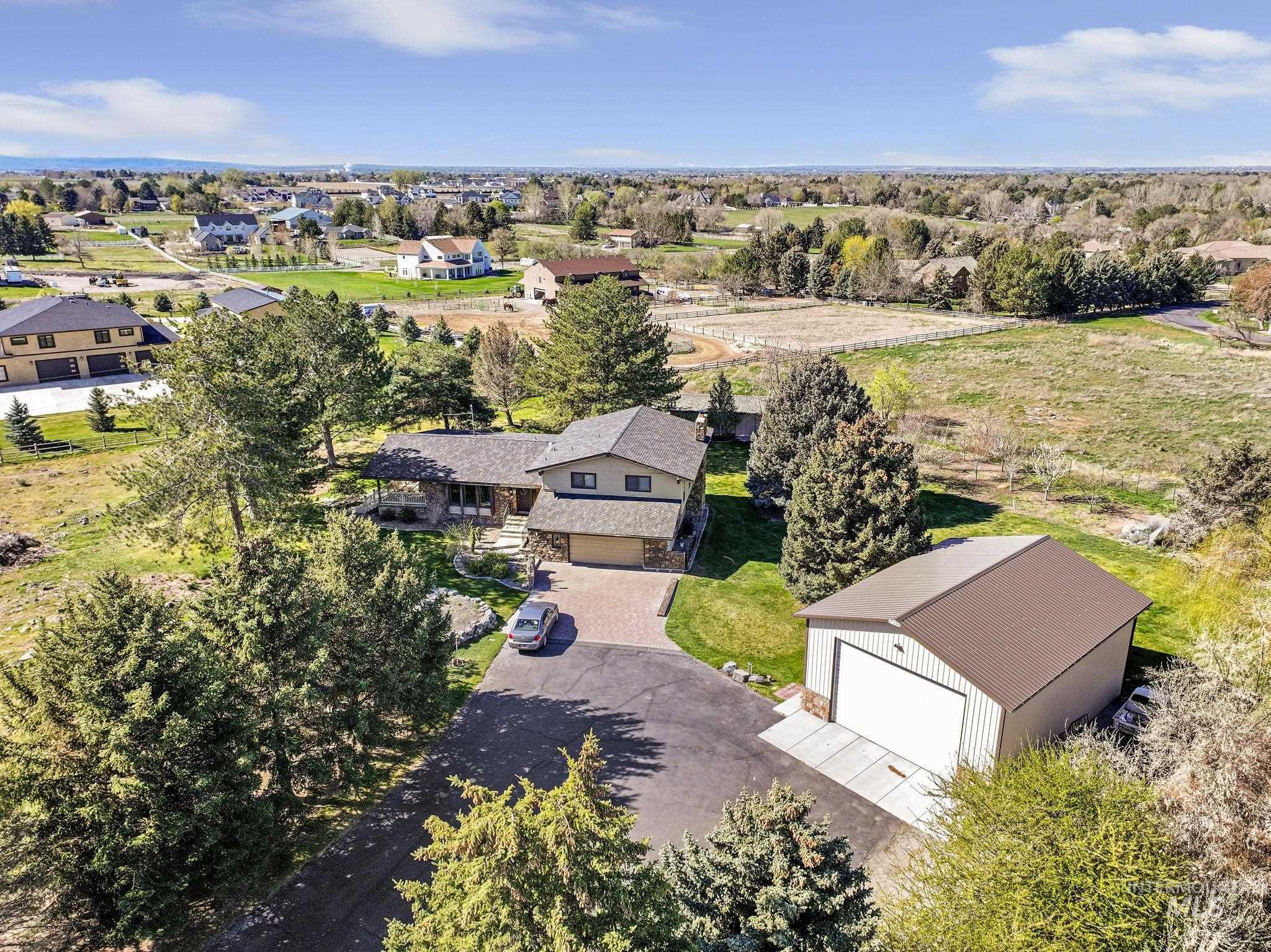 4055 N Canyon Ridge Dr, Twin Falls, Idaho 83301, 4 Bedrooms, 2 Bathrooms, Residential For Sale, Price $750,000, 98981045