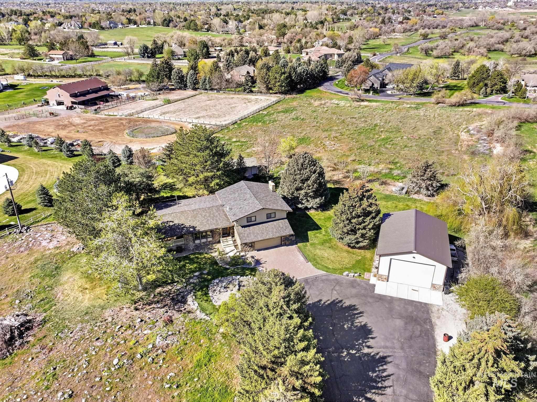 4055 N Canyon Ridge Dr, Twin Falls, Idaho 83301, 4 Bedrooms, 2 Bathrooms, Residential For Sale, Price $750,000, 98981045