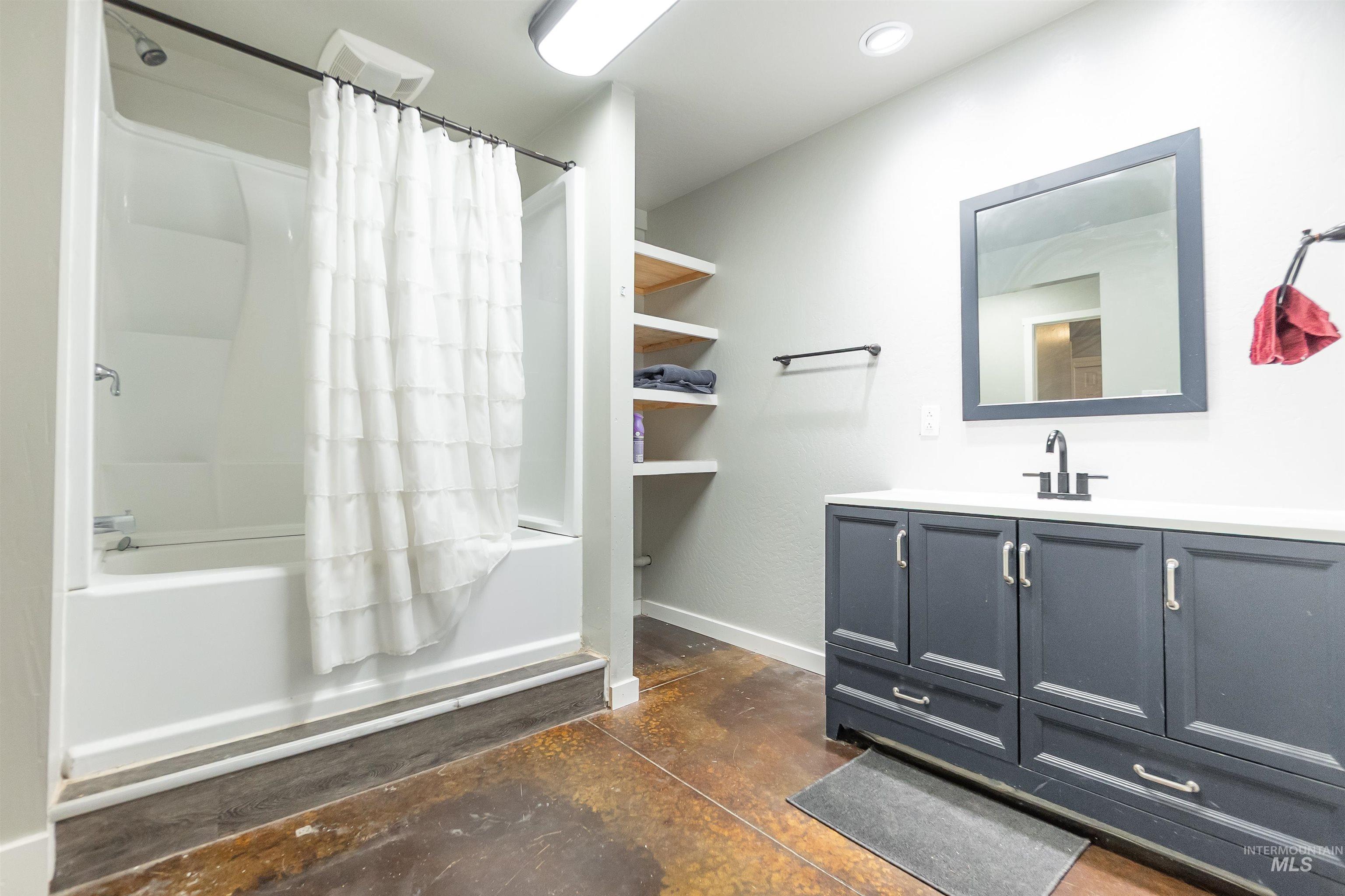 6451 Little Freezeout Rd., Caldwell, Idaho 83607, 7 Bedrooms, 6.5 Bathrooms, Residential For Sale, Price $3,599,000, 98981046