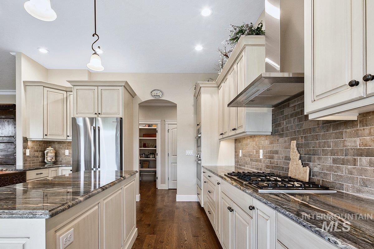 6451 Little Freezeout Rd., Caldwell, Idaho 83607, 7 Bedrooms, 6.5 Bathrooms, Residential For Sale, Price $3,599,000, 98981046