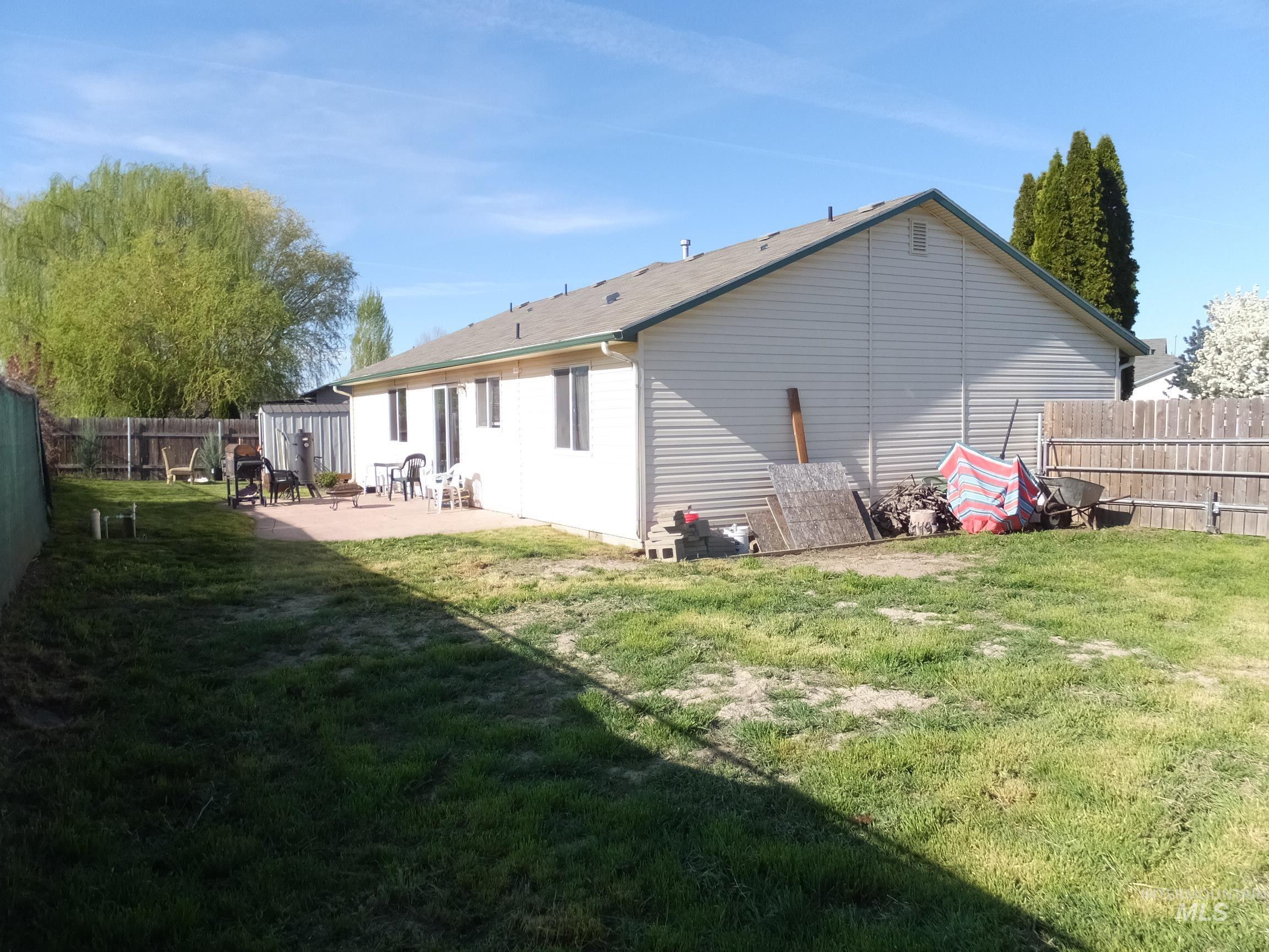 1885 Stone Dr, Emmett, Idaho 83617, 3 Bedrooms, 2 Bathrooms, Residential For Sale, Price $349,900, 98981047