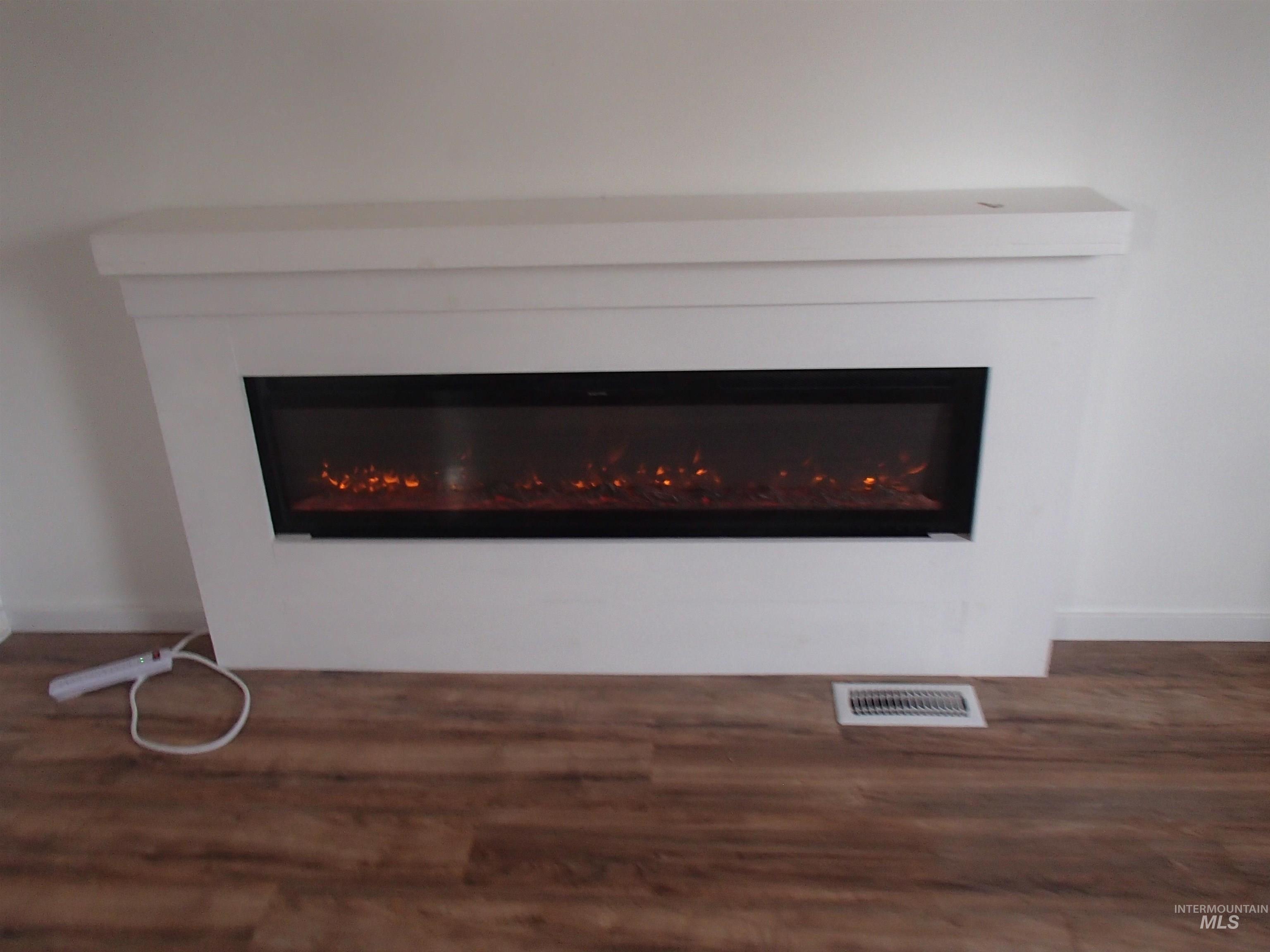 4117 Bear Valley, Nampa, Idaho 83687, 2 Bedrooms, 1 Bathroom, Residential For Sale, Price $114,900, 98981048