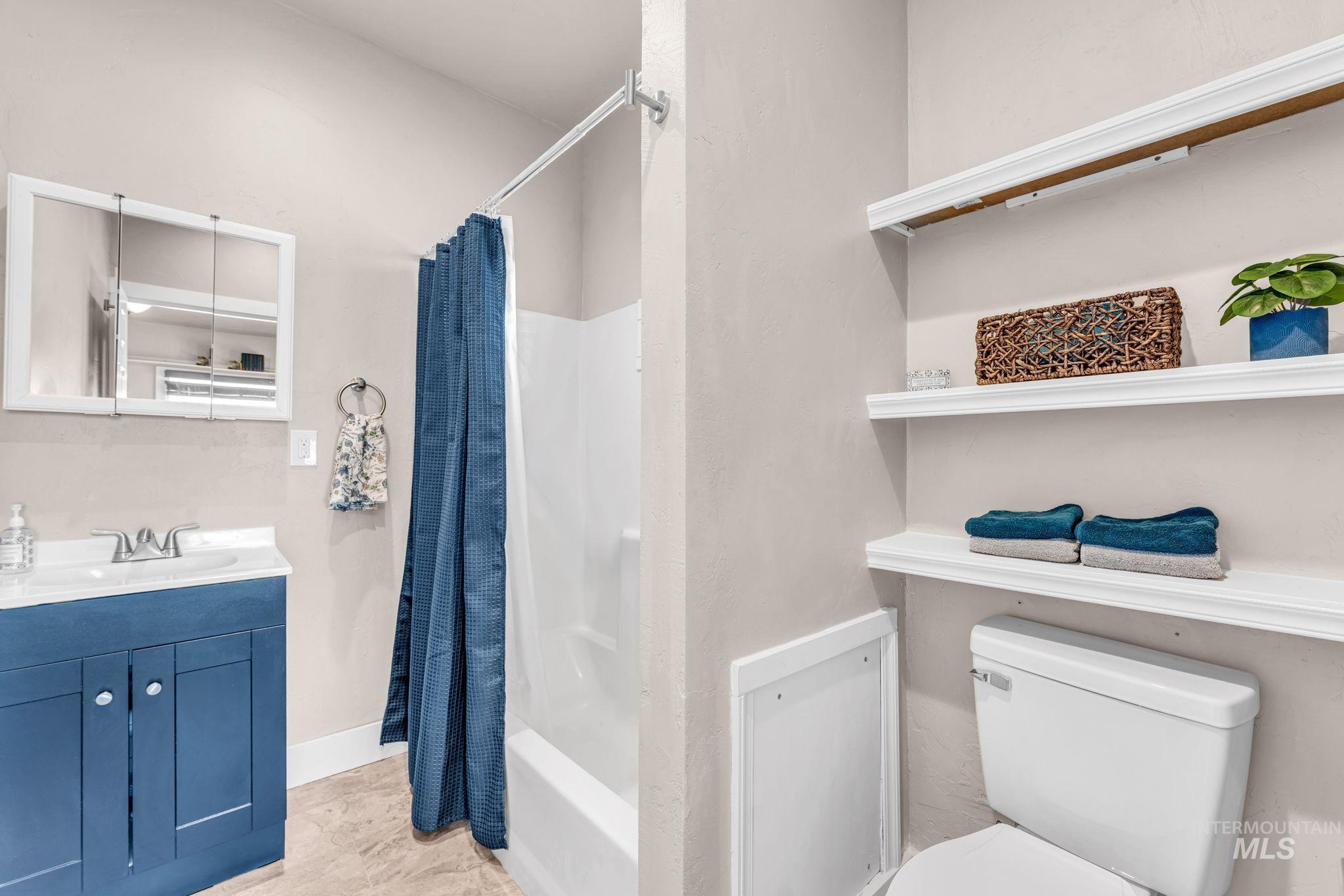 425 6th street, Filer, Idaho 83328, 2 Bedrooms, 1 Bathroom, Residential For Sale, Price $225,000, 98981050