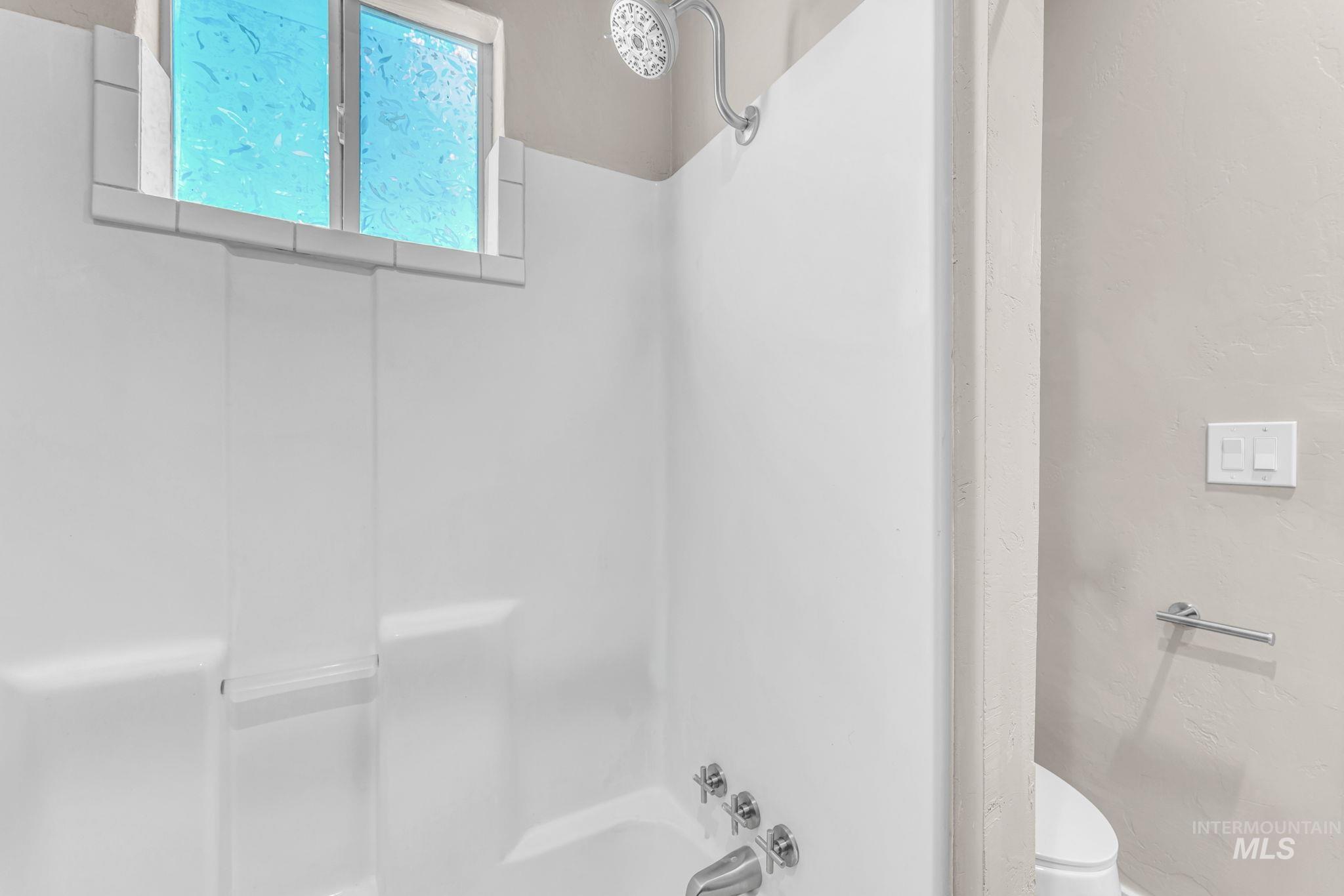 425 6th street, Filer, Idaho 83328, 2 Bedrooms, 1 Bathroom, Residential For Sale, Price $225,000, 98981050