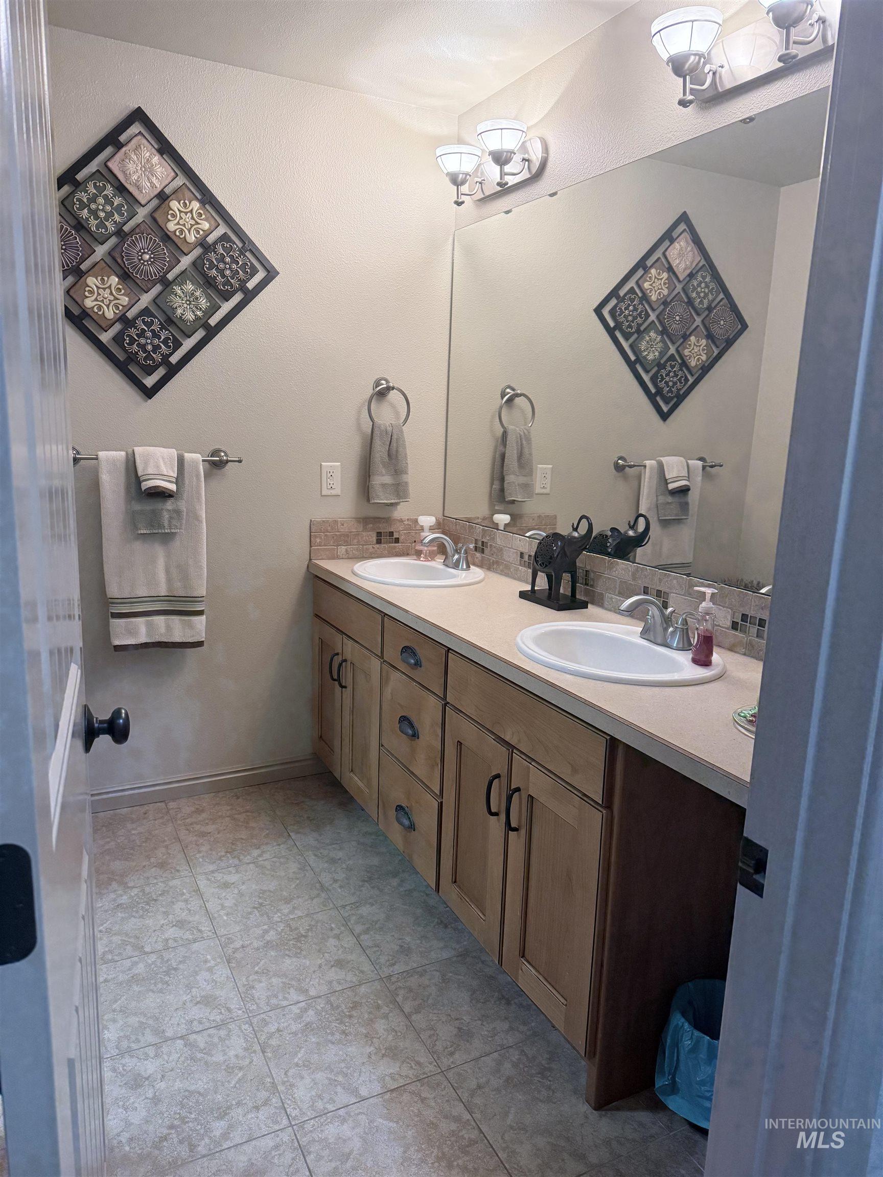 1809 W Milazzo St, Meridian, Idaho 83646, 5 Bedrooms, 3.5 Bathrooms, Residential For Sale, Price $775,900, 98981057