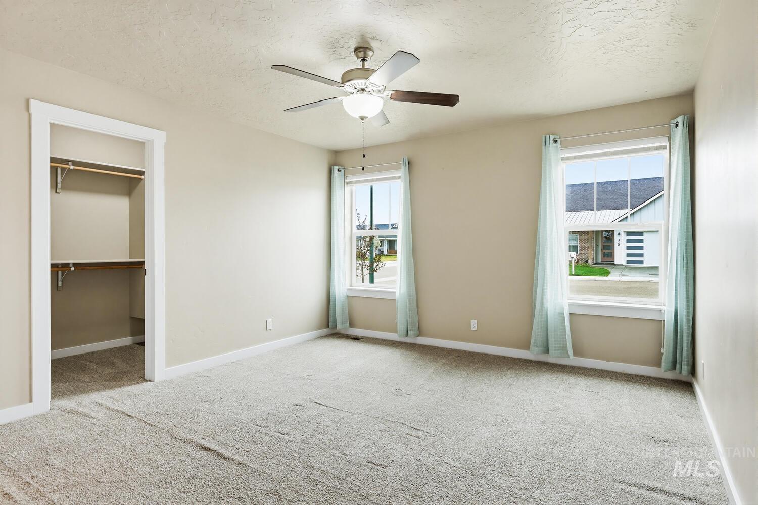 319 Magnolia Ave, Fruitland, Idaho 83619, 4 Bedrooms, 2 Bathrooms, Residential For Sale, Price $429,900,MLS 98981078