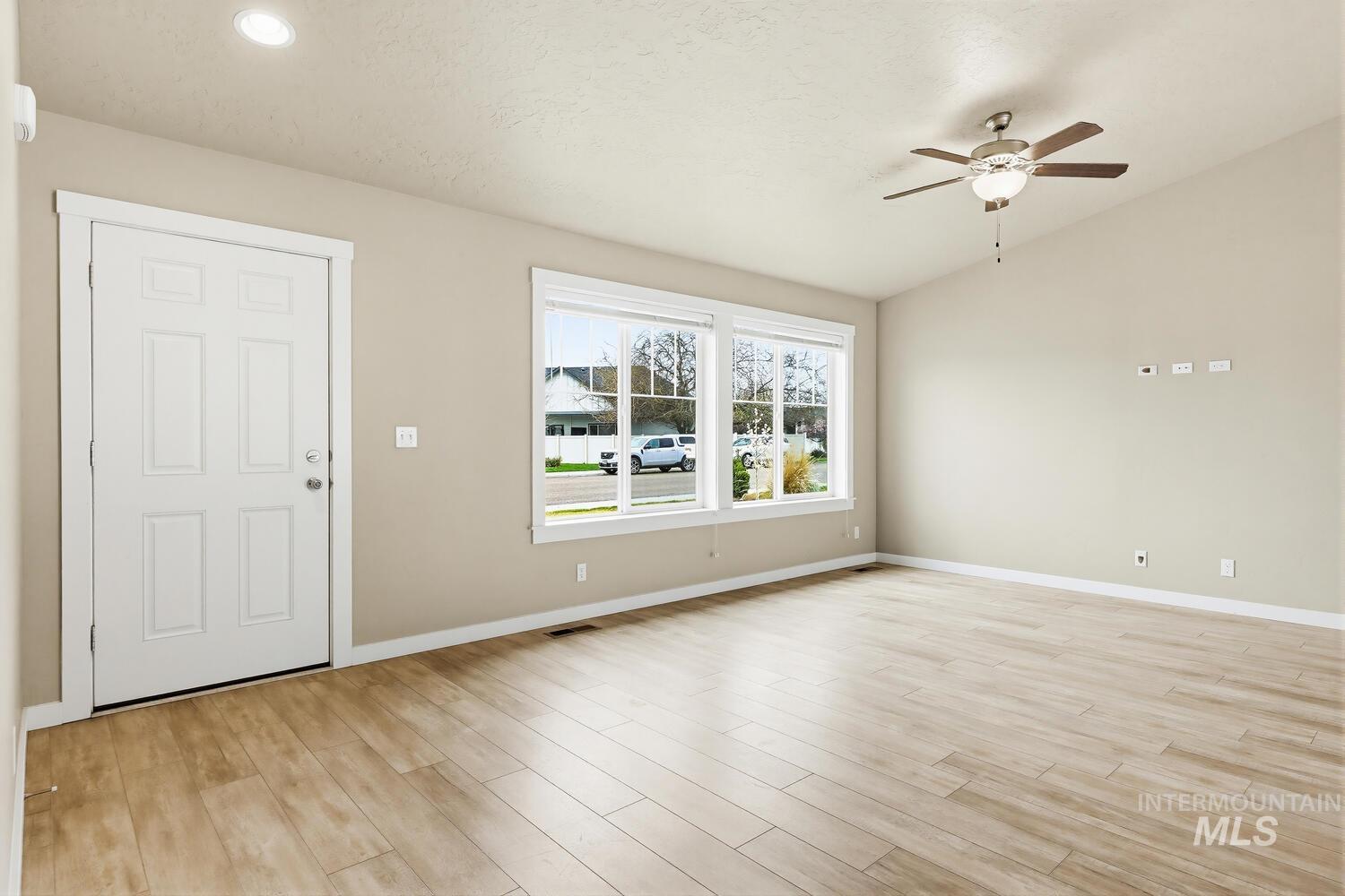 319 Magnolia Ave, Fruitland, Idaho 83619, 4 Bedrooms, 2 Bathrooms, Residential For Sale, Price $429,900, 98981078