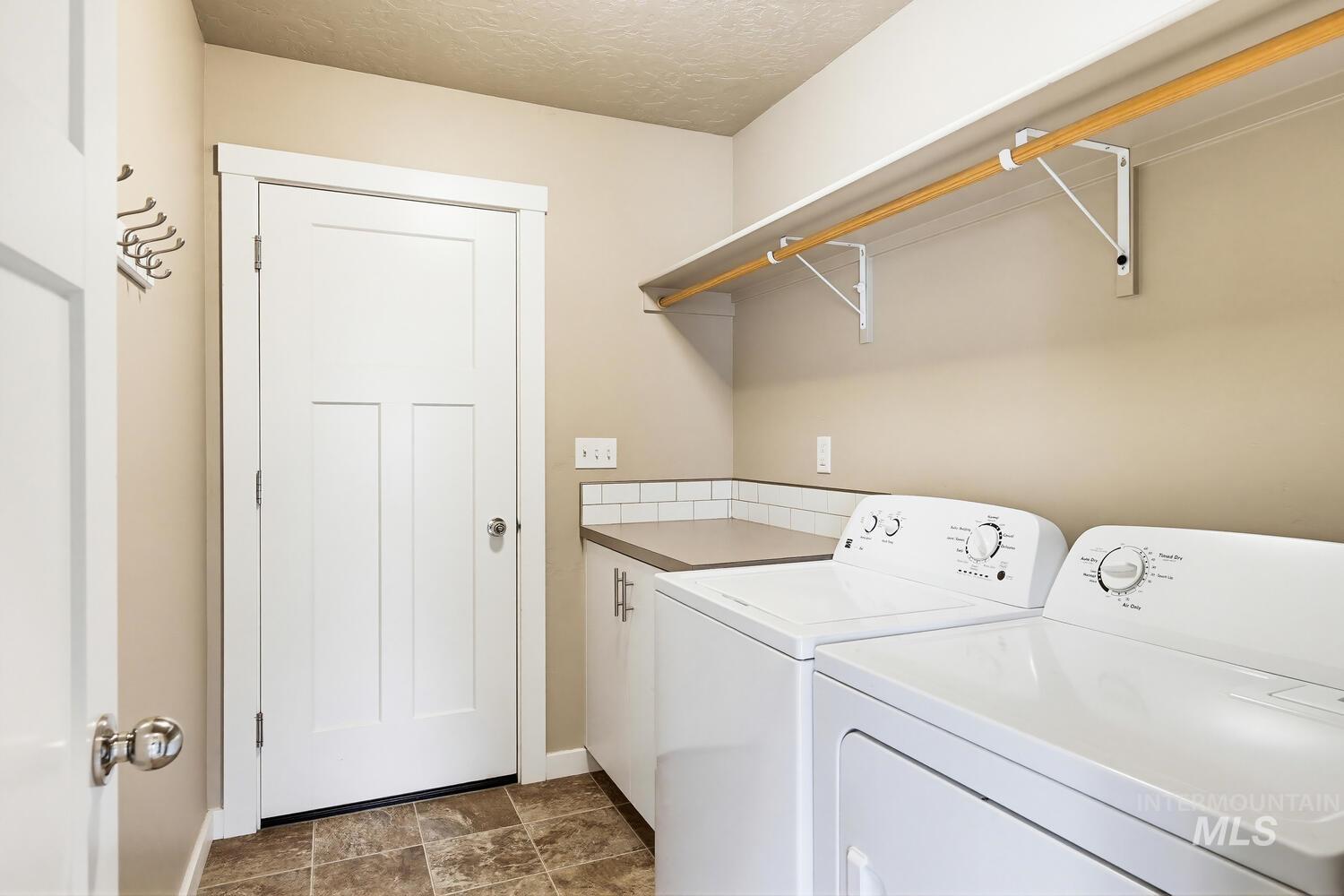 319 Magnolia Ave, Fruitland, Idaho 83619, 4 Bedrooms, 2 Bathrooms, Residential For Sale, Price $429,900, 98981078