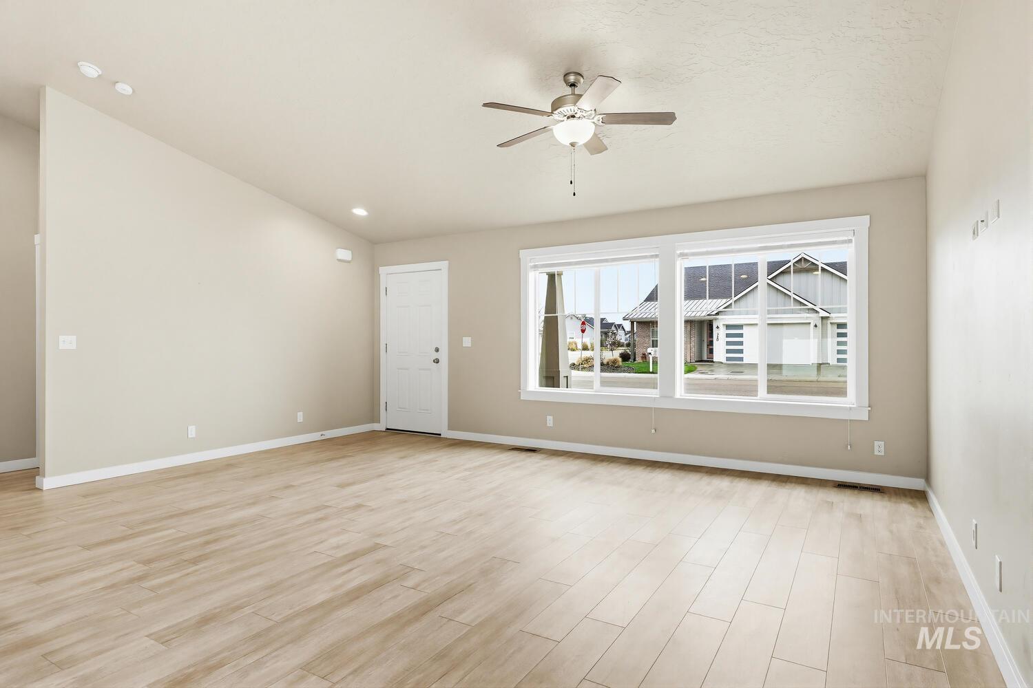 319 Magnolia Ave, Fruitland, Idaho 83619, 4 Bedrooms, 2 Bathrooms, Residential For Sale, Price $429,900, 98981078