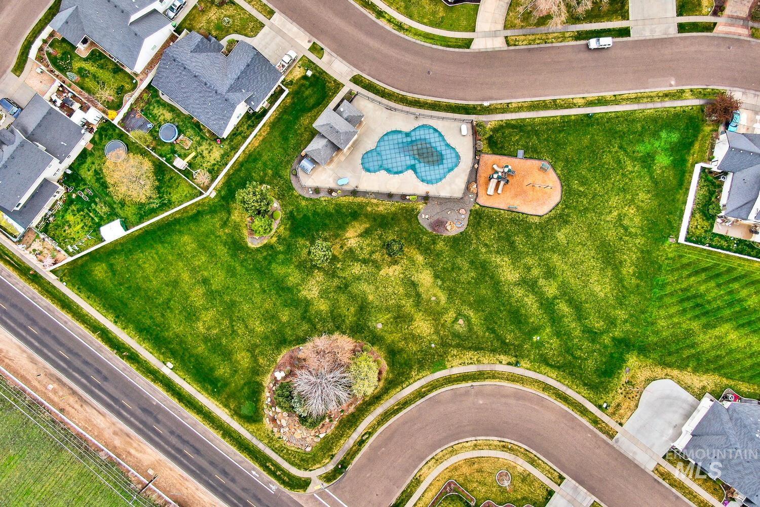 319 Magnolia Ave, Fruitland, Idaho 83619, 4 Bedrooms, 2 Bathrooms, Residential For Sale, Price $429,900, 98981078