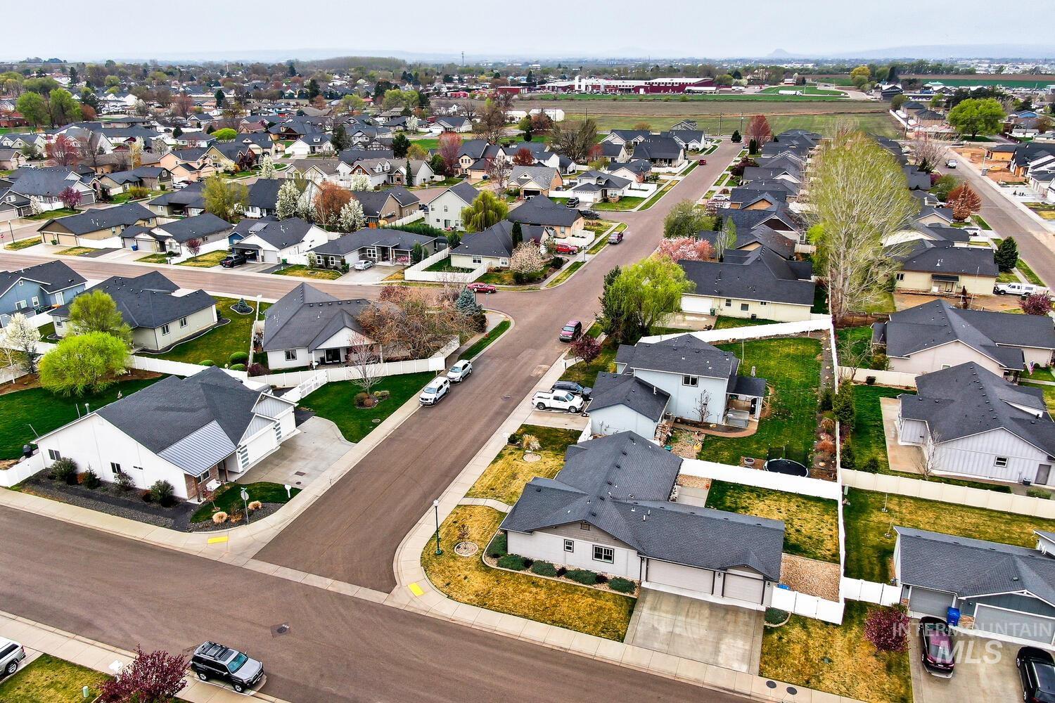 319 Magnolia Ave, Fruitland, Idaho 83619, 4 Bedrooms, 2 Bathrooms, Residential For Sale, Price $429,900, 98981078