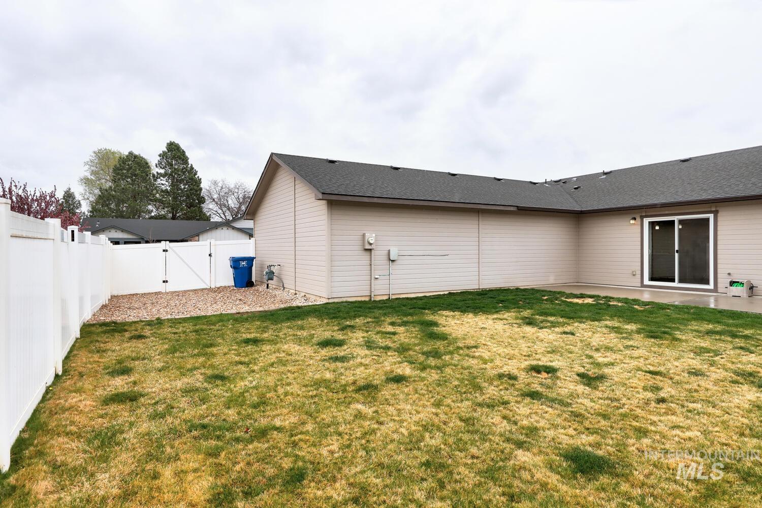 319 Magnolia Ave, Fruitland, Idaho 83619, 4 Bedrooms, 2 Bathrooms, Residential For Sale, Price $429,900, 98981078