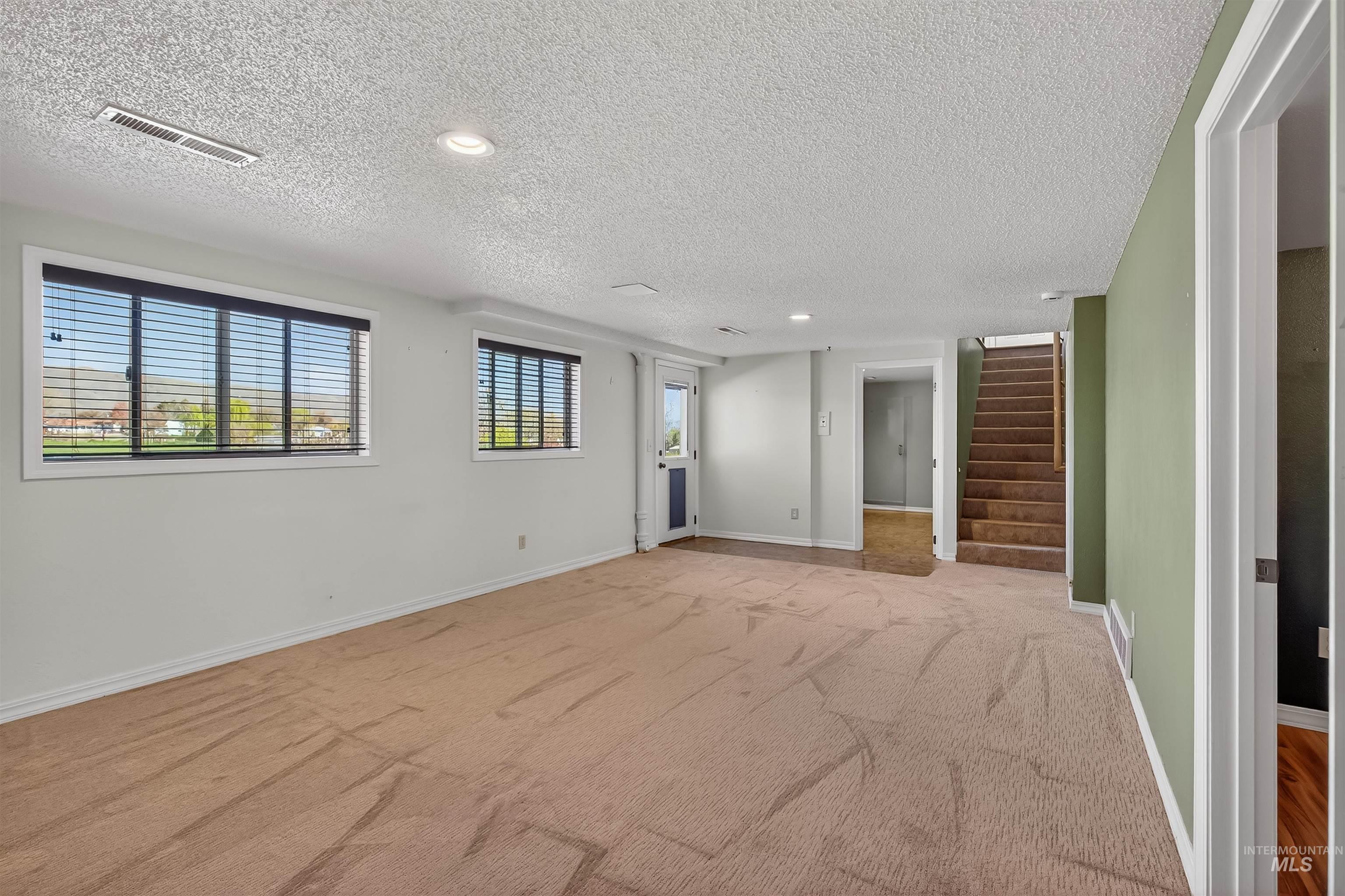 1212 21st Avenue, Clarkston, Washington 99403, 3 Bedrooms, 2 Bathrooms, Residential For Sale, Price $395,000, 98981079