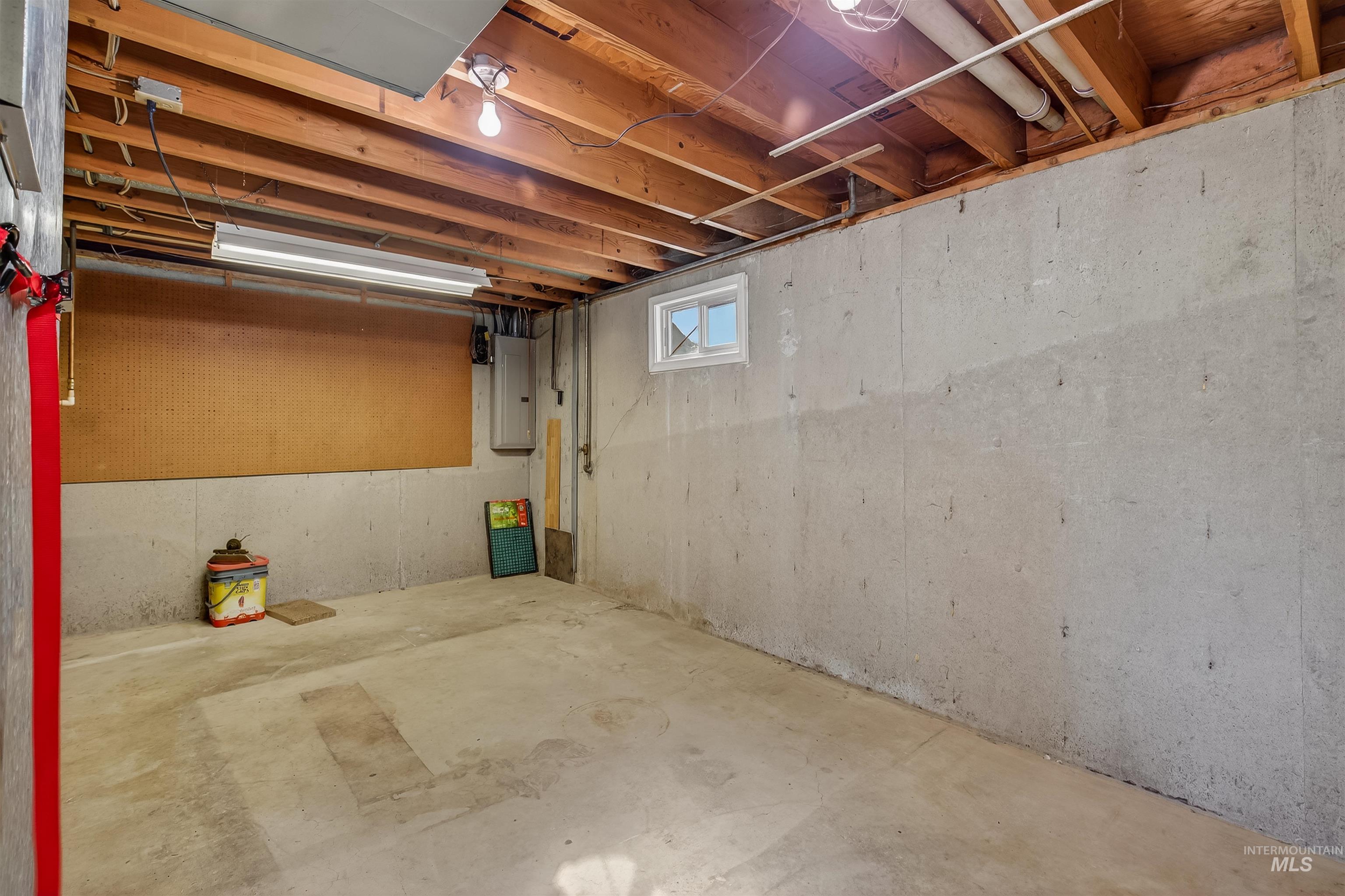 1212 21st Avenue, Clarkston, Washington 99403, 3 Bedrooms, 2 Bathrooms, Residential For Sale, Price $395,000, 98981079