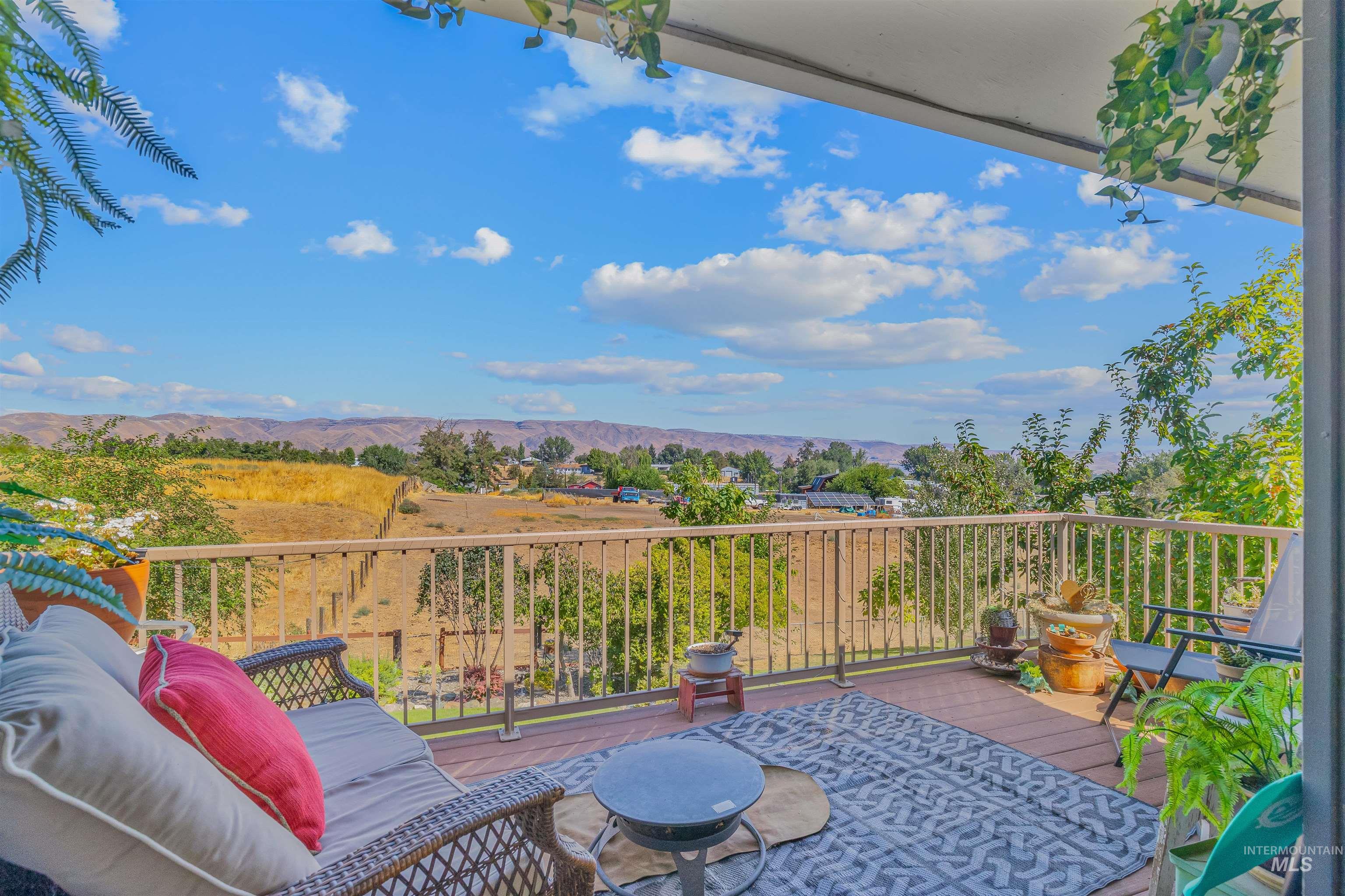 1212 21st Avenue, Clarkston, Washington 99403, 3 Bedrooms, 2 Bathrooms, Residential For Sale, Price $395,000, 98981079