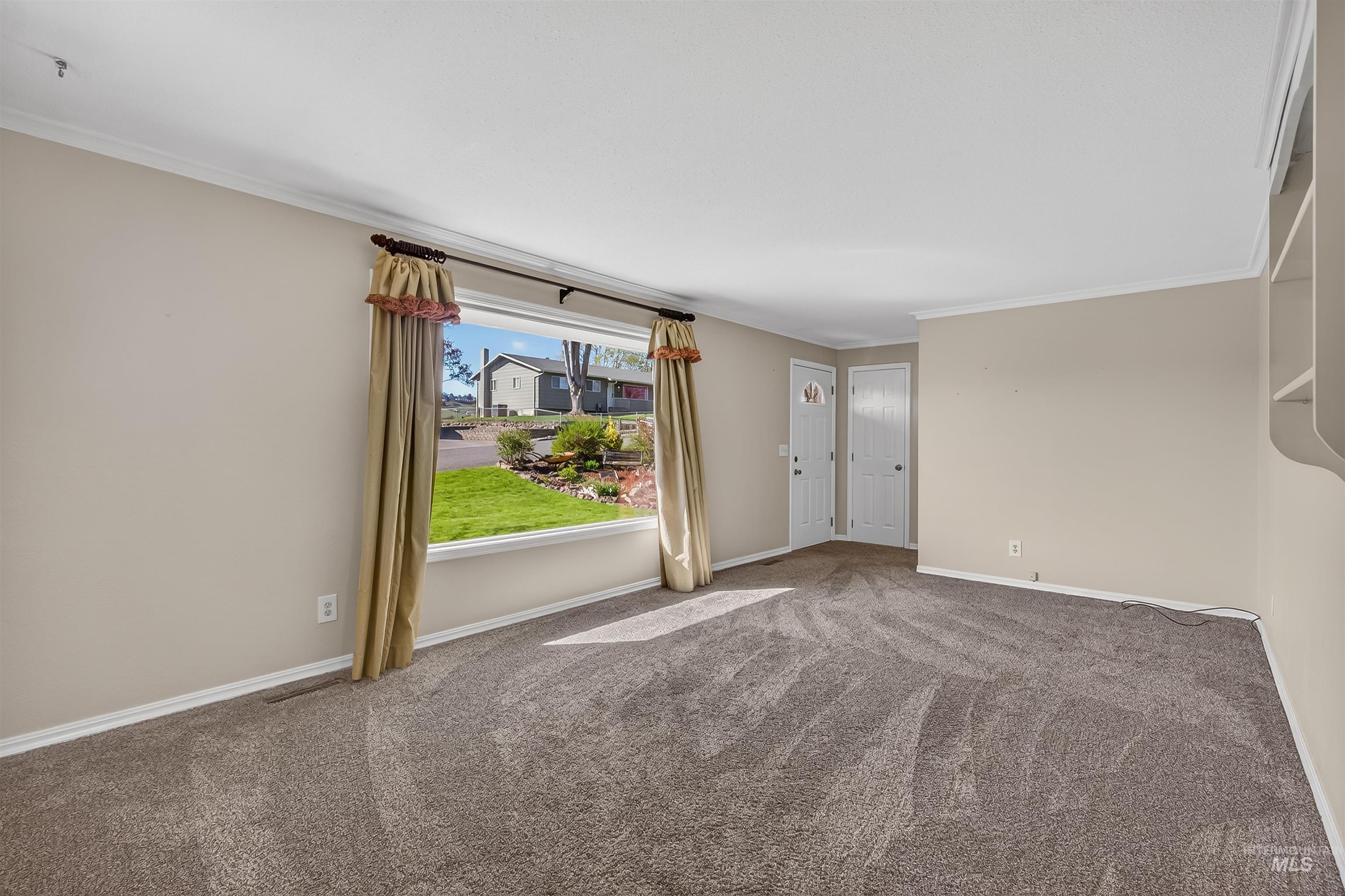 1212 21st Avenue, Clarkston, Washington 99403, 3 Bedrooms, 2 Bathrooms, Residential For Sale, Price $395,000, 98981079