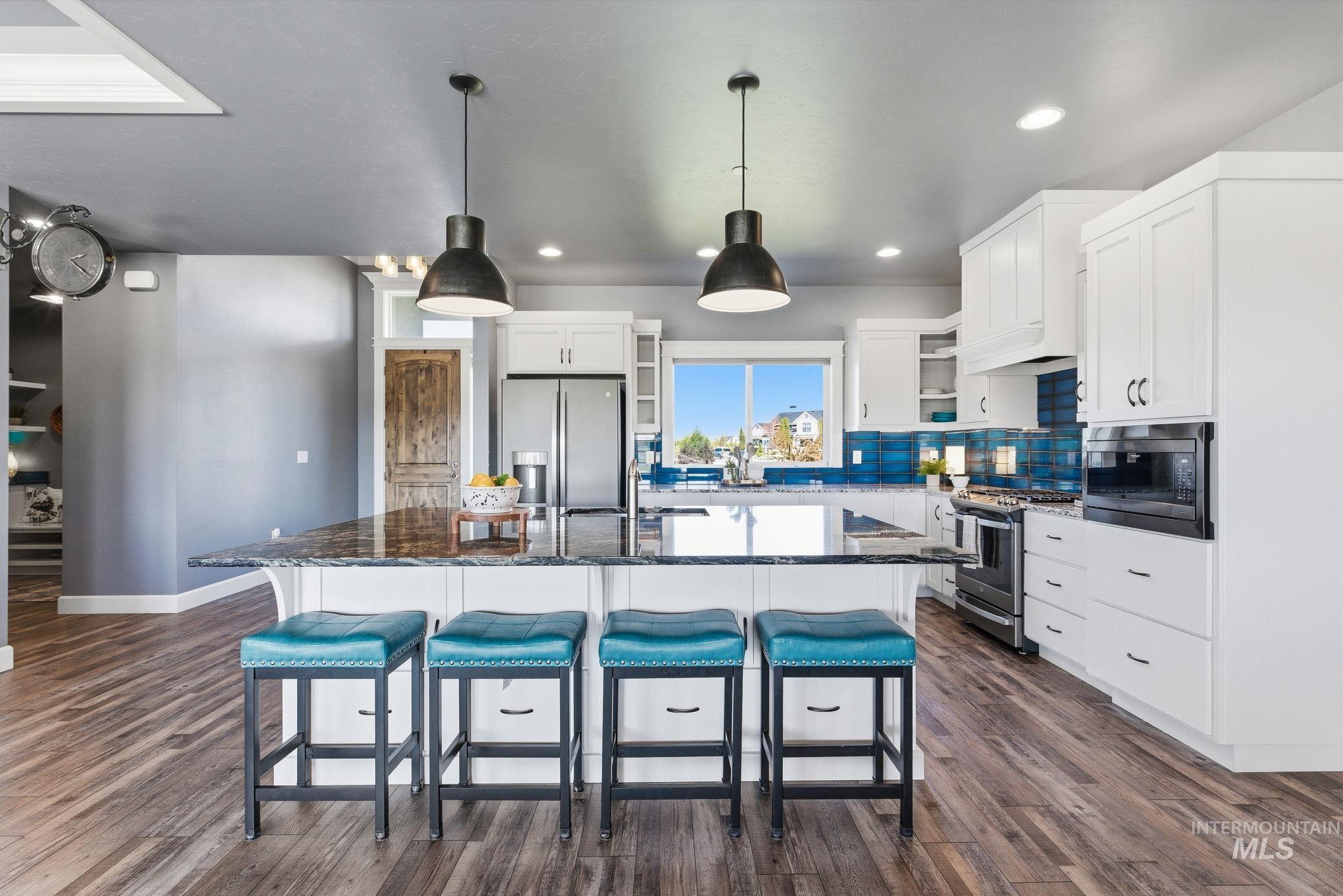 14959 RED BARN CT, Caldwell, Idaho 83607, 3 Bedrooms, 3 Bathrooms, Residential For Sale, Price $999,000,MLS 98981080