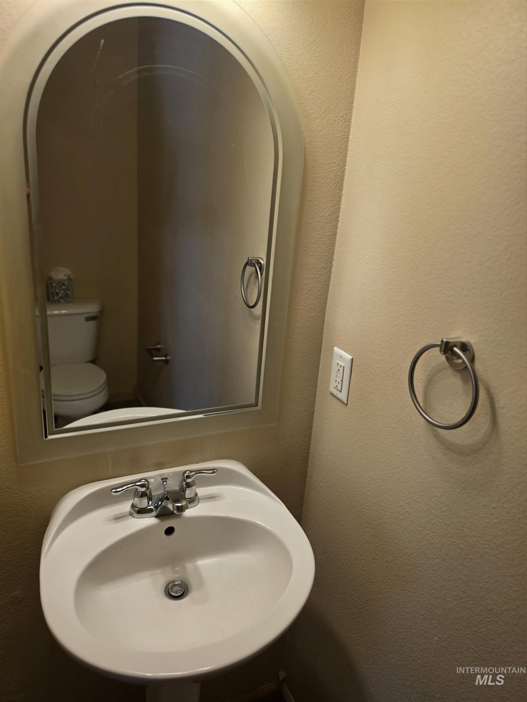 17599 Dark Zebra Way, Nampa, Idaho 83687-8168, 4 Bedrooms, 2.5 Bathrooms, Residential For Sale, Price $398,890, 98981082