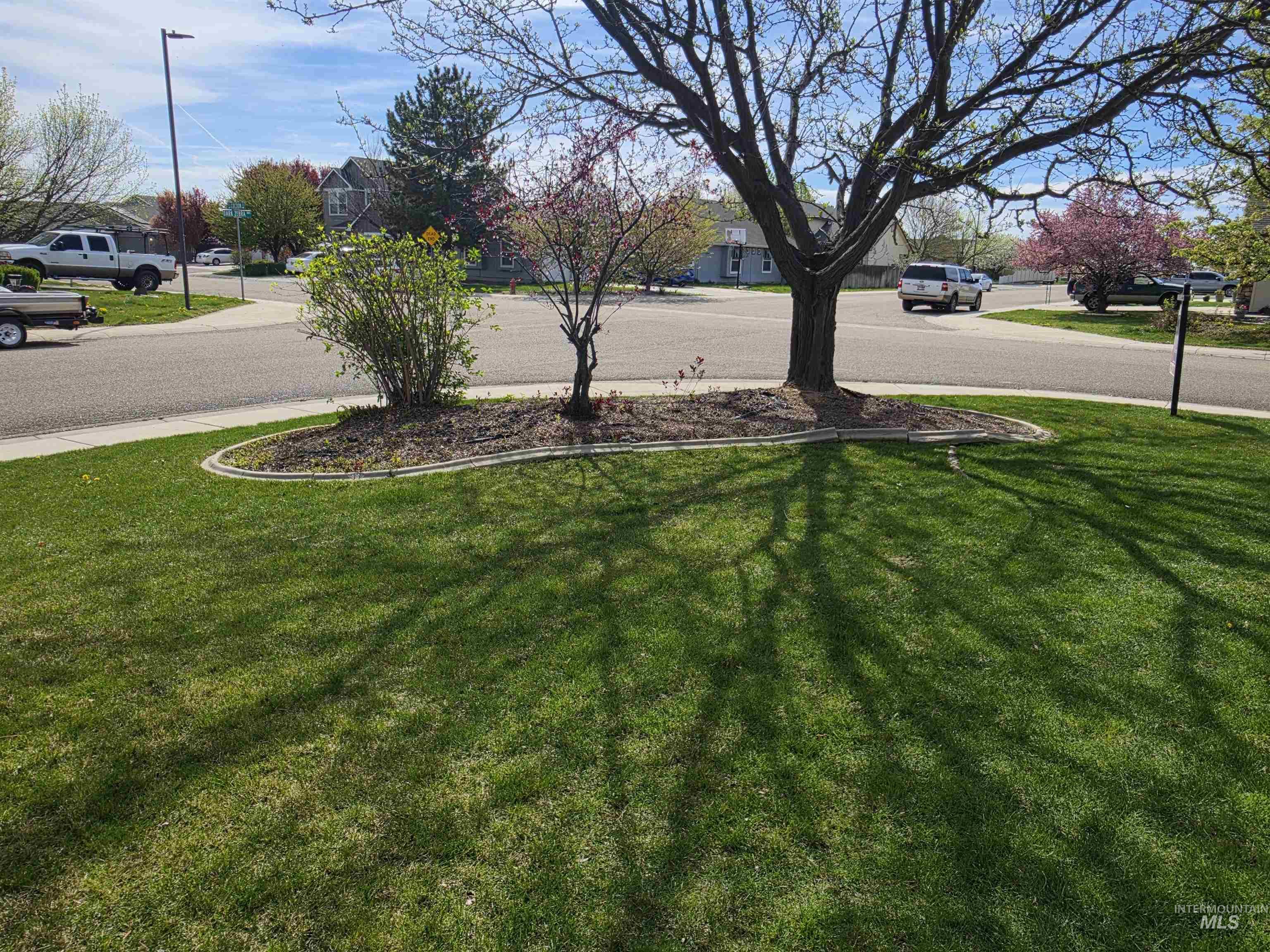 17599 Dark Zebra Way, Nampa, Idaho 83687-8168, 4 Bedrooms, 2.5 Bathrooms, Residential For Sale, Price $398,890, 98981082