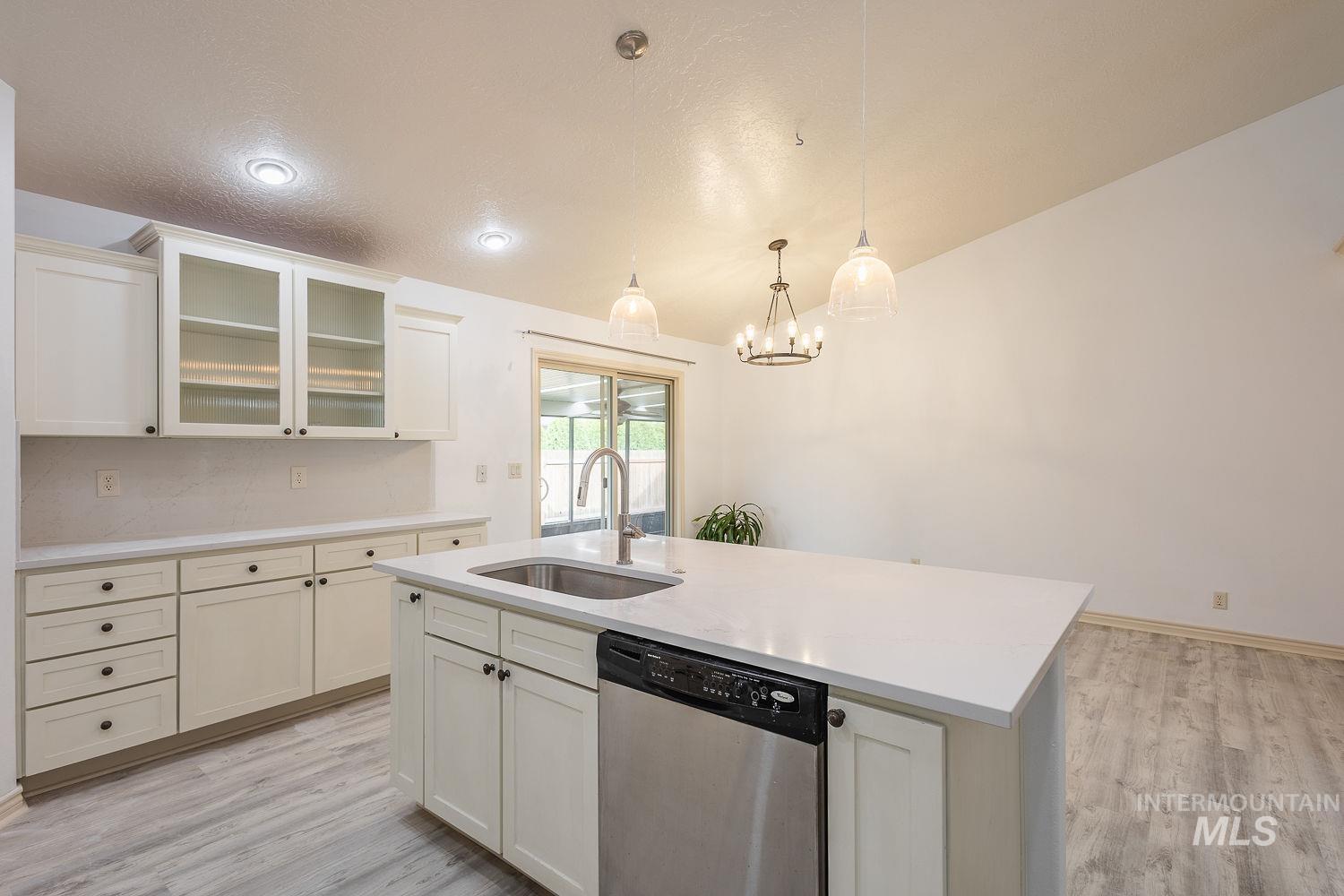 4227 N Rhodes Ave, Meridian, Idaho 83646-6302, 4 Bedrooms, 2 Bathrooms, Residential For Sale, Price $619,000, 98981083