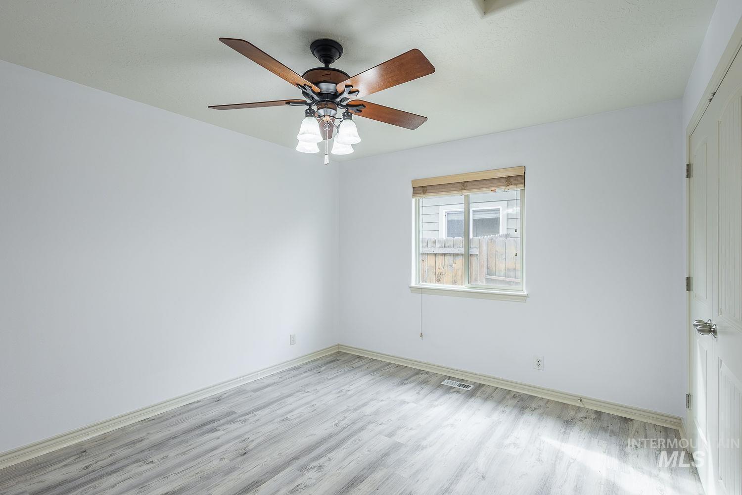 4227 N Rhodes Ave, Meridian, Idaho 83646-6302, 4 Bedrooms, 2 Bathrooms, Residential For Sale, Price $619,000, 98981083