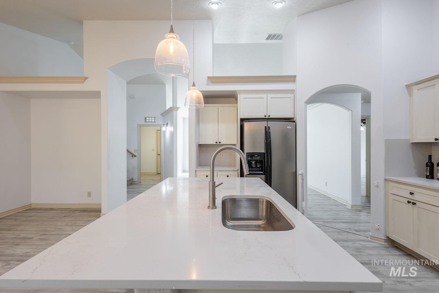 4227 N Rhodes Ave, Meridian, Idaho 83646-6302, 4 Bedrooms, 2 Bathrooms, Residential For Sale, Price $619,000, 98981083