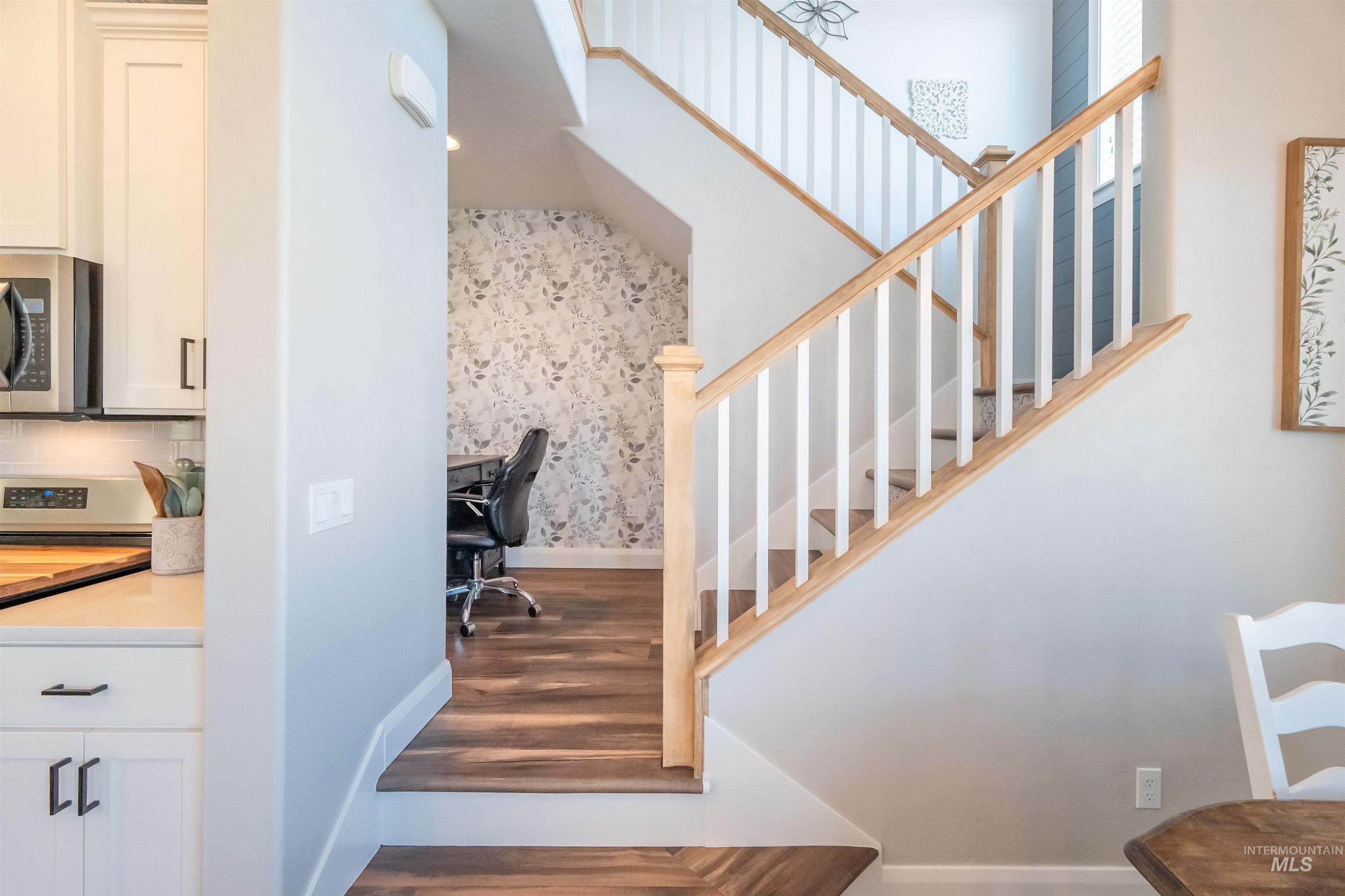 1274 E Imlay St, Kuna, Idaho 83634, 6 Bedrooms, 3 Bathrooms, Residential For Sale, Price $555,000, 98981084