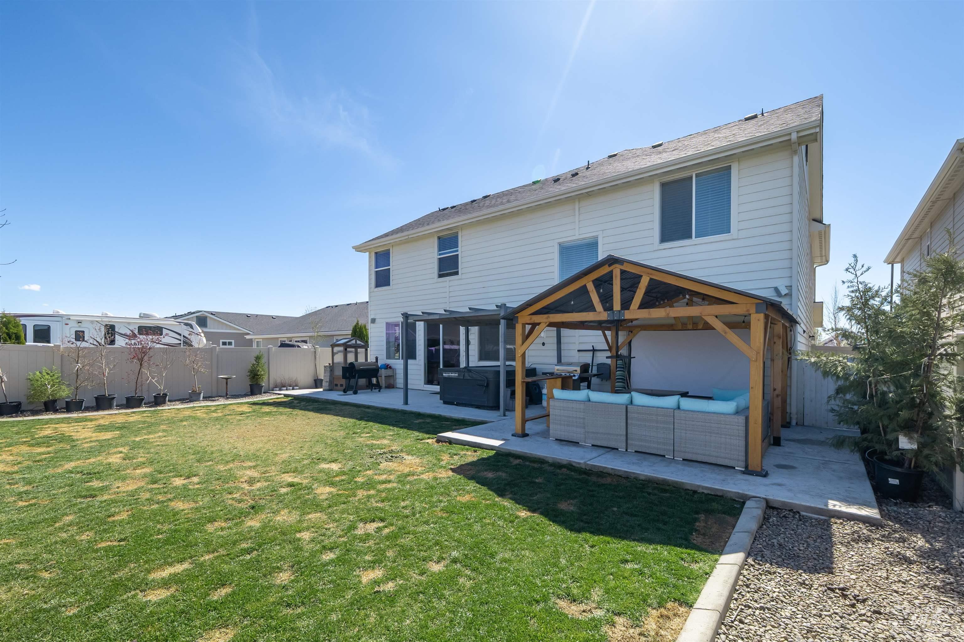 1274 E Imlay St, Kuna, Idaho 83634, 6 Bedrooms, 3 Bathrooms, Residential For Sale, Price $555,000, 98981084