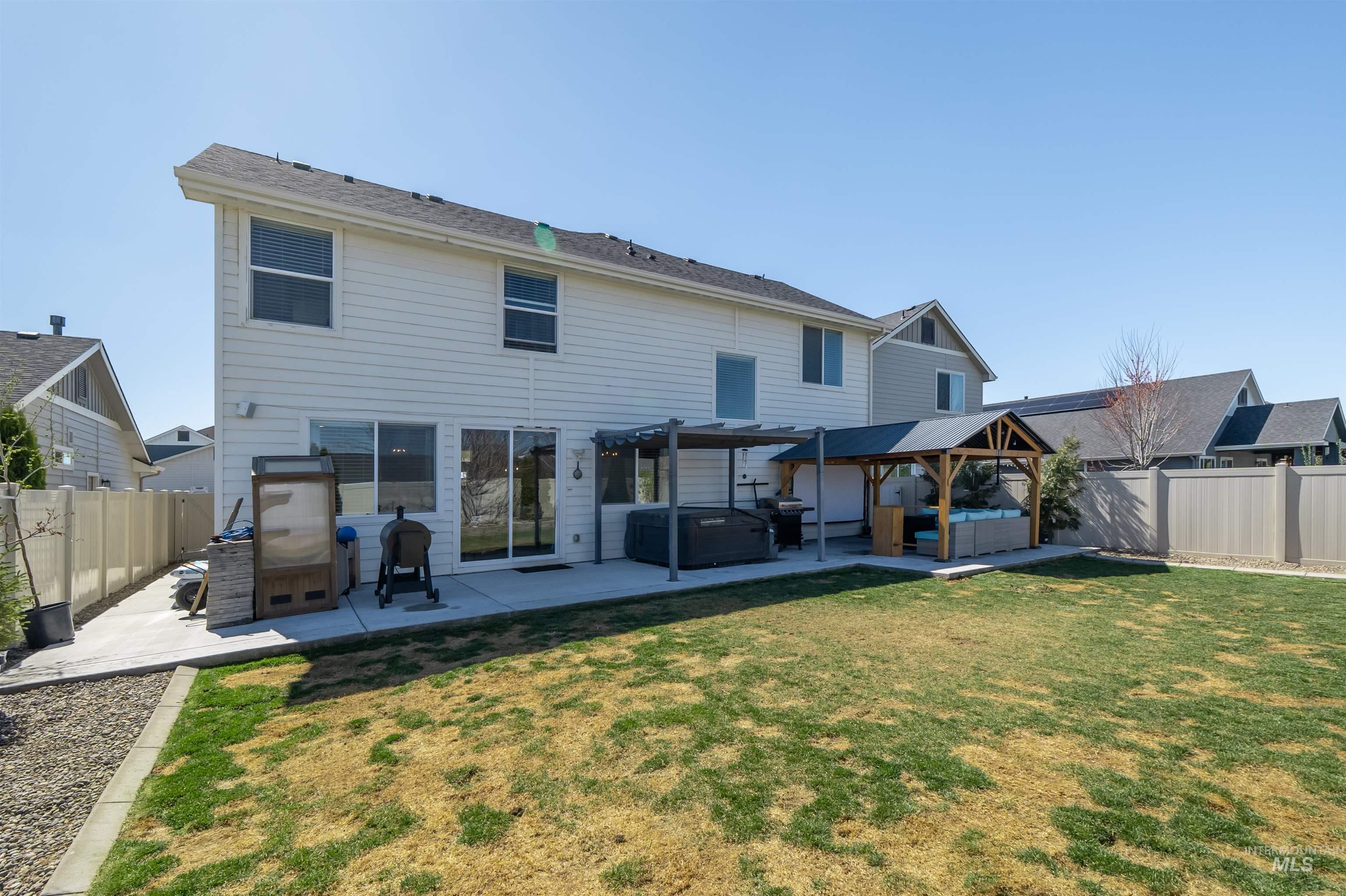 1274 E Imlay St, Kuna, Idaho 83634, 6 Bedrooms, 3 Bathrooms, Residential For Sale, Price $555,000, 98981084