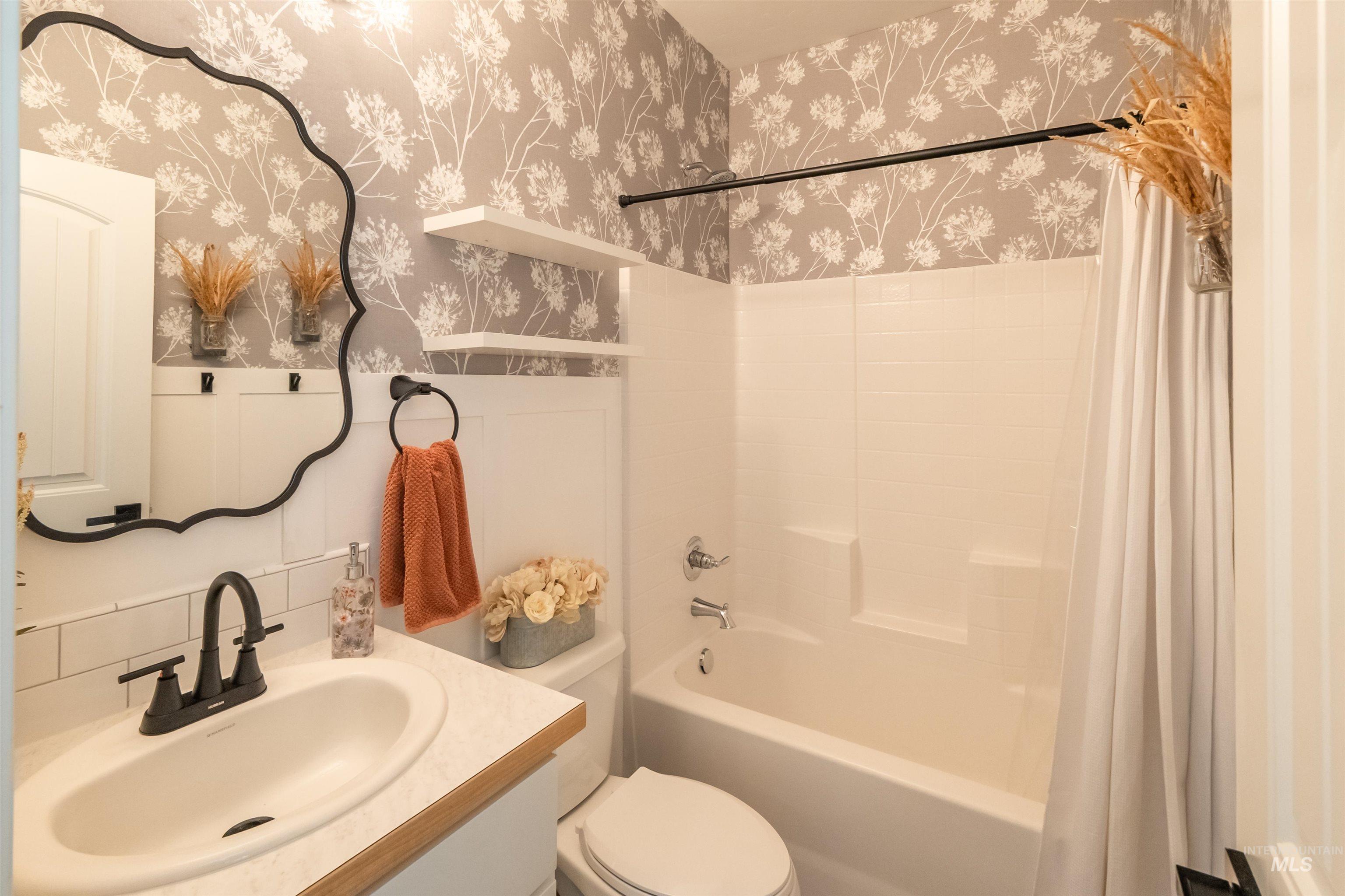 1274 E Imlay St, Kuna, Idaho 83634, 6 Bedrooms, 3 Bathrooms, Residential For Sale, Price $555,000, 98981084